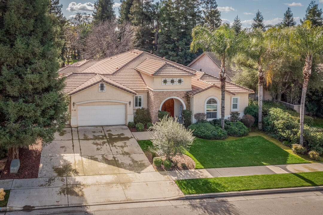 5849 W Buena Vista Ave, Visalia, CA 93291