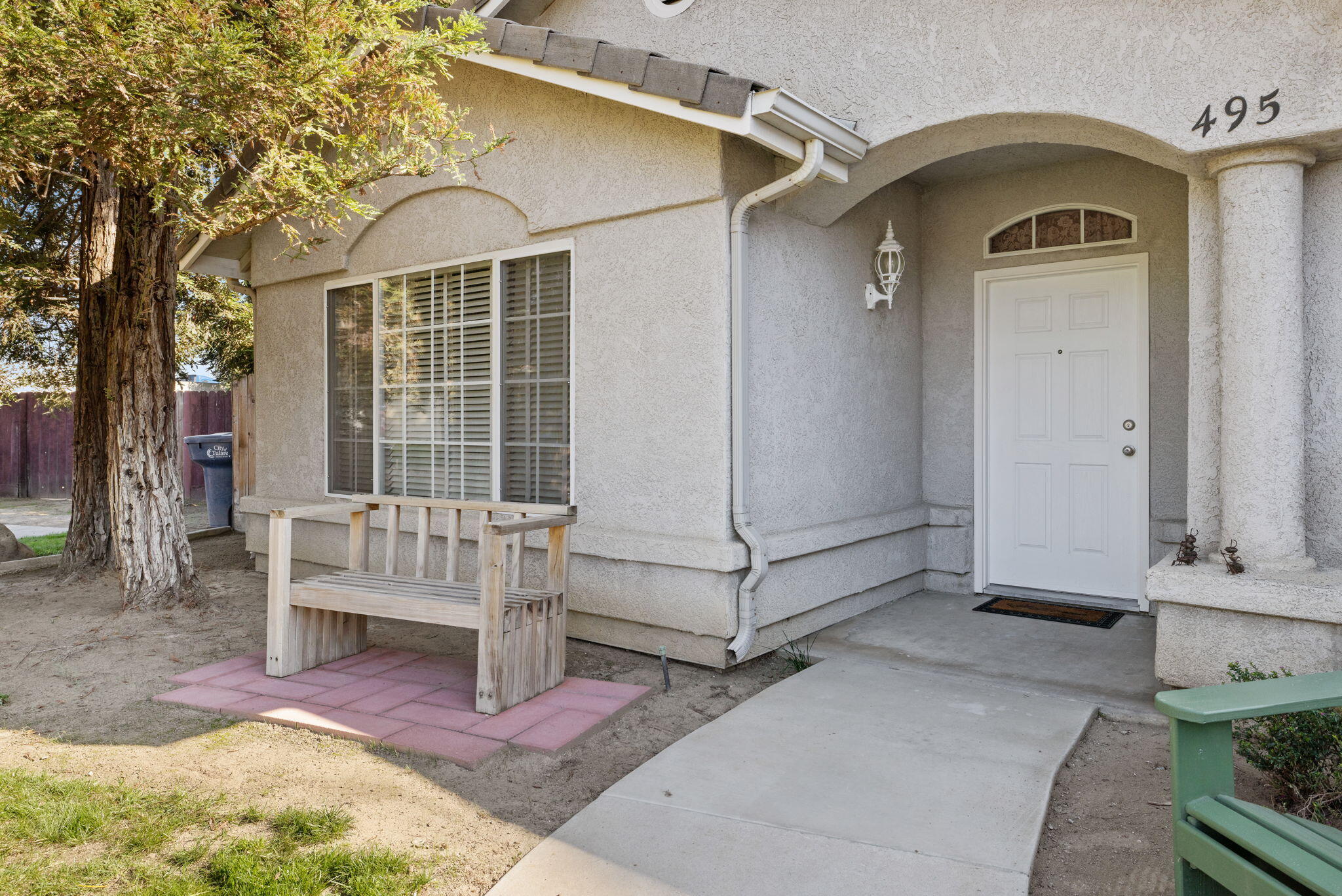 495 Congressional Ct, Tulare, CA 93274