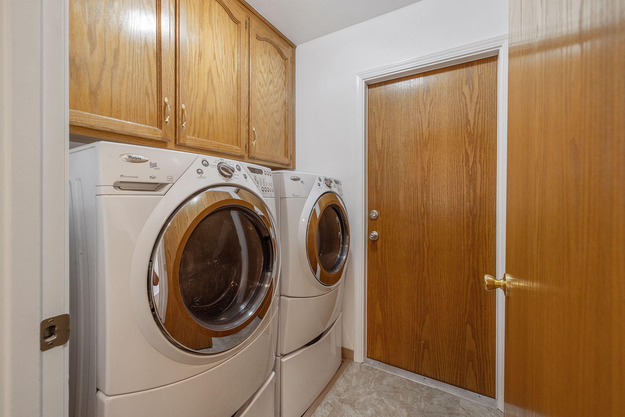 495 Congressional Ct, Tulare, CA 93274