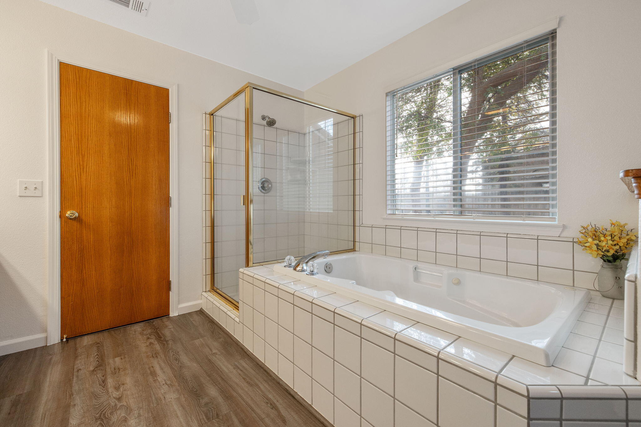 495 Congressional Ct, Tulare, CA 93274