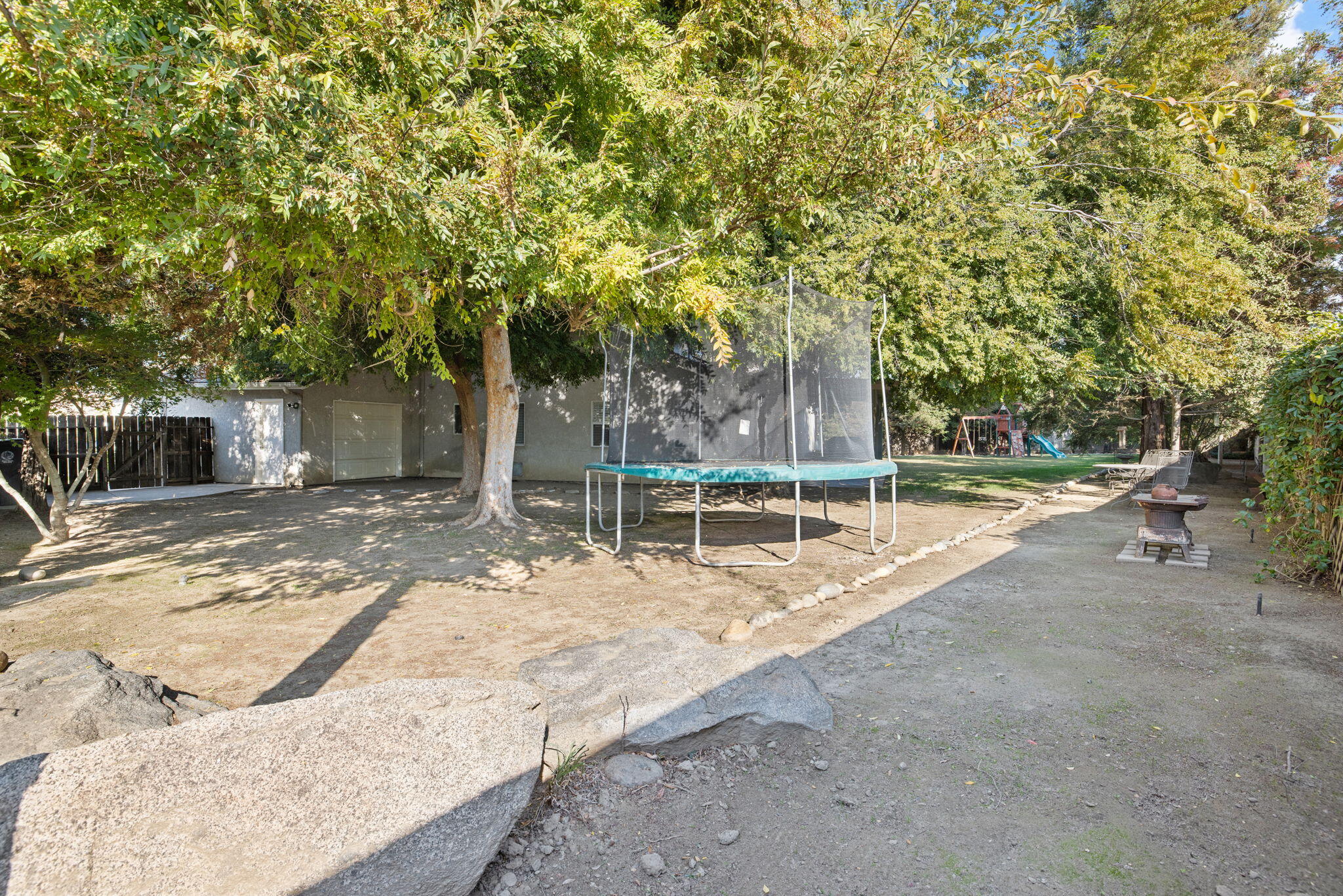 495 Congressional Ct, Tulare, CA 93274