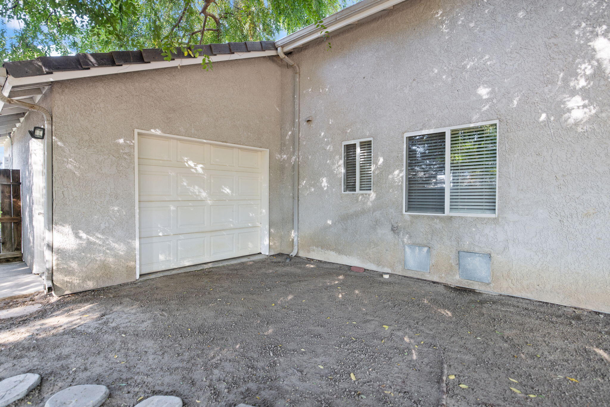 495 Congressional Ct, Tulare, CA 93274