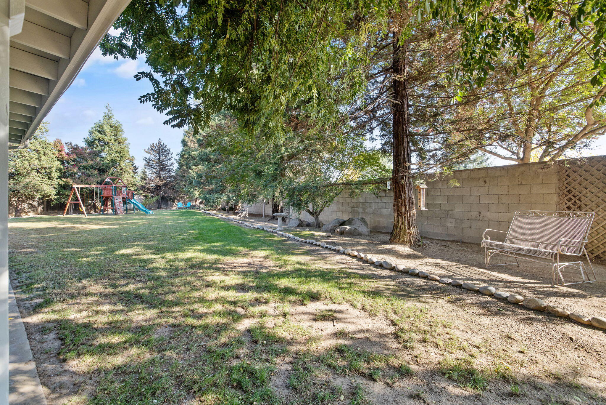 495 Congressional Ct, Tulare, CA 93274