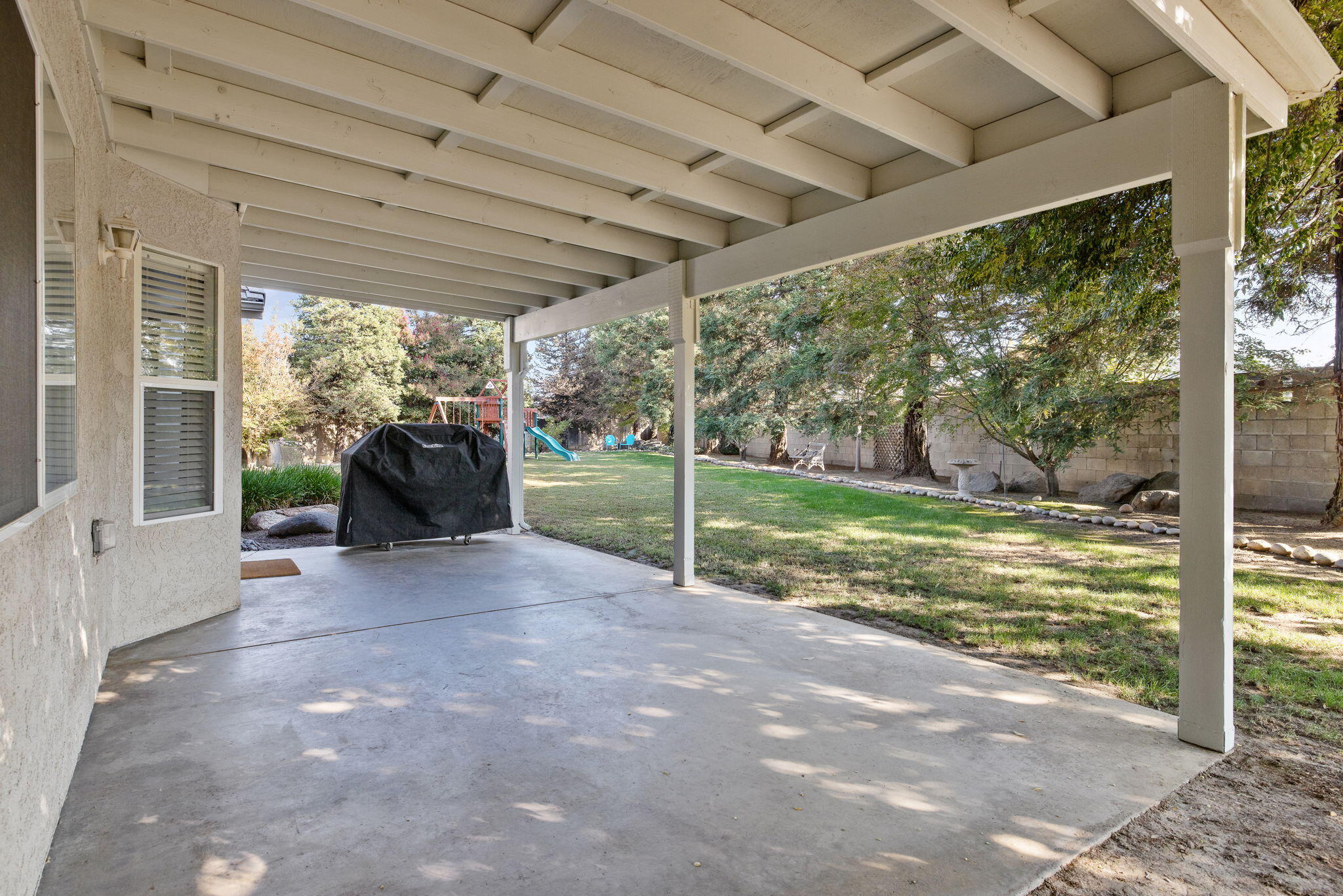 495 Congressional Ct, Tulare, CA 93274