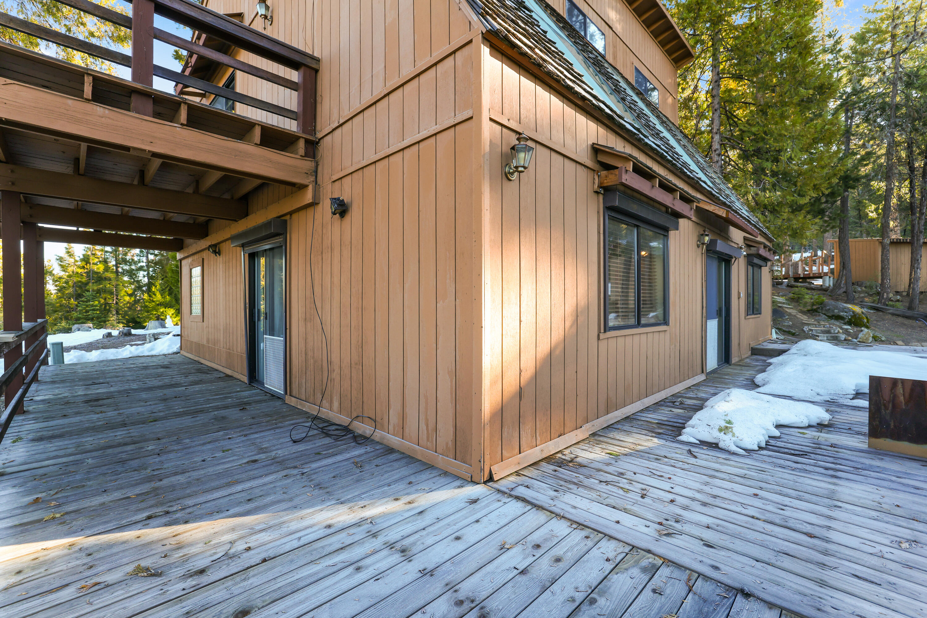 38443 Red Leaf Ln, Shaver Lake, CA 93664