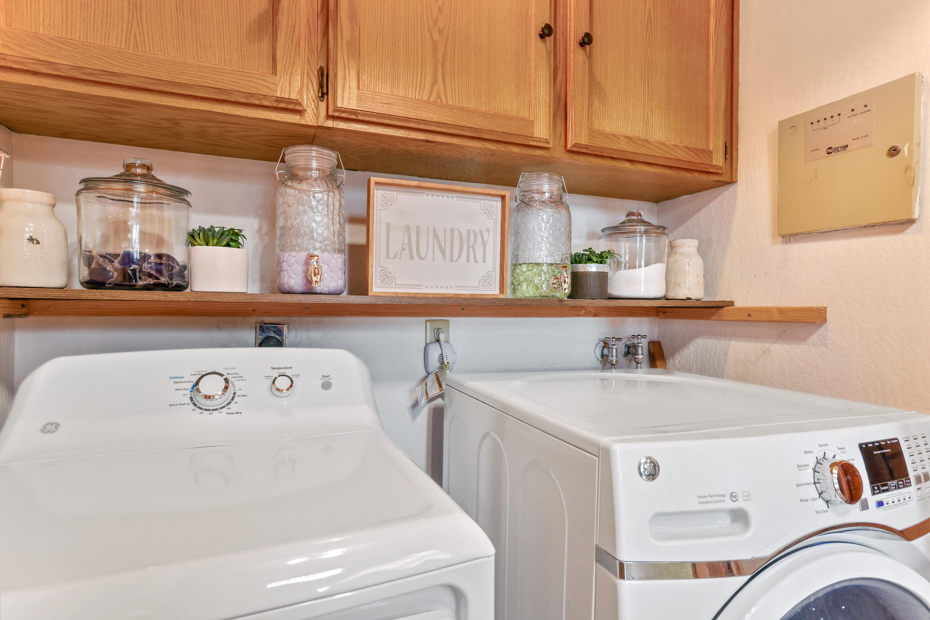 38443 Red Leaf Ln, Shaver Lake, CA 93664