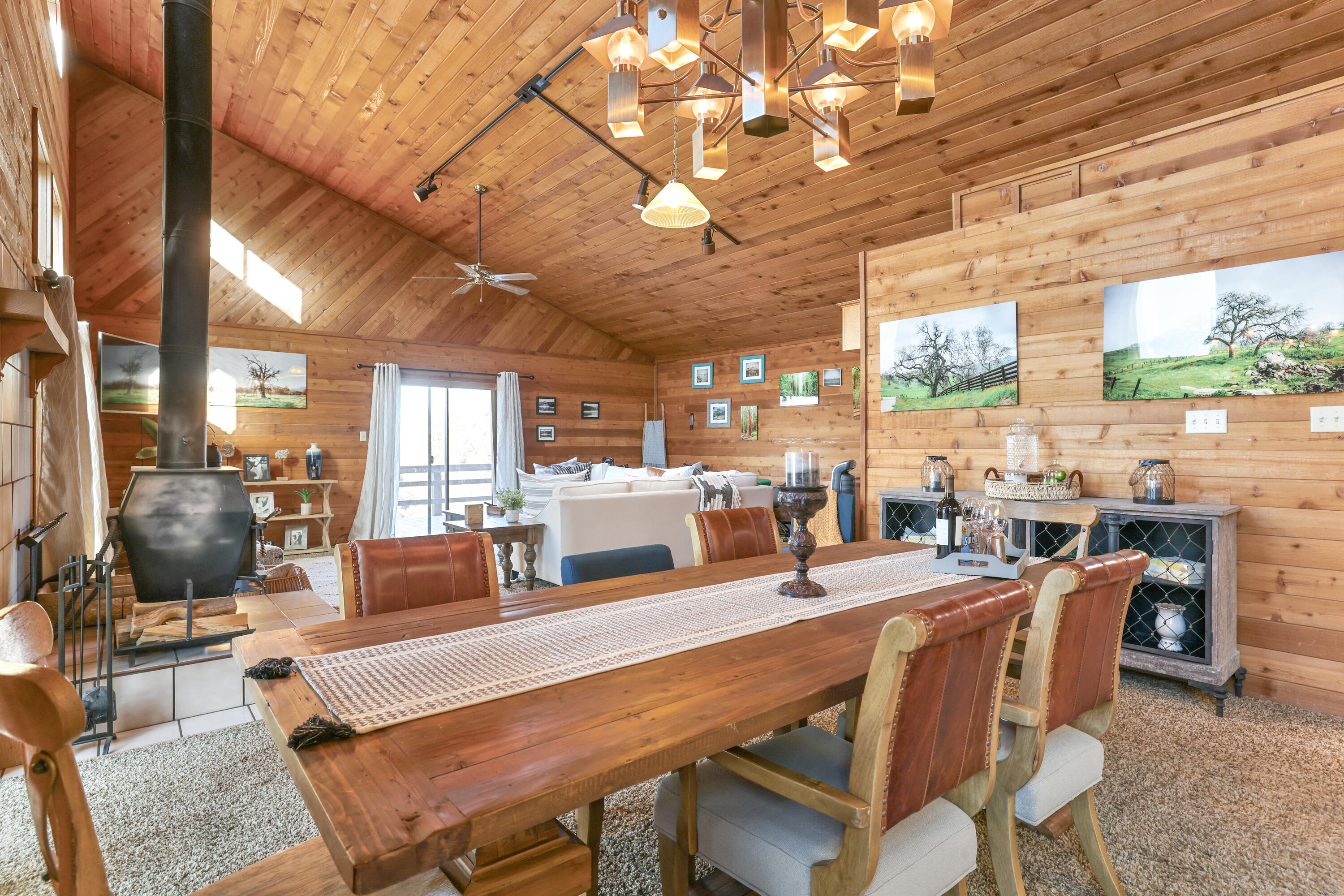 38443 Red Leaf Ln, Shaver Lake, CA 93664