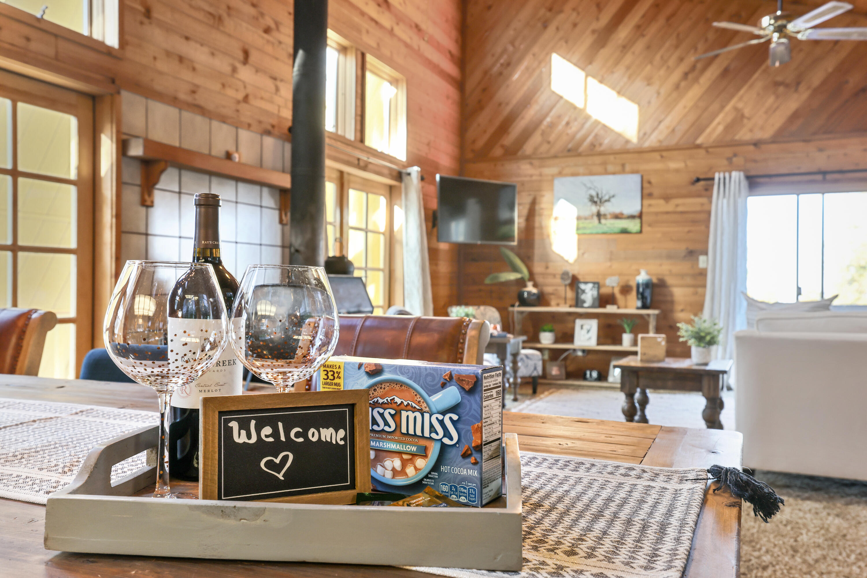 38443 Red Leaf Ln, Shaver Lake, CA 93664