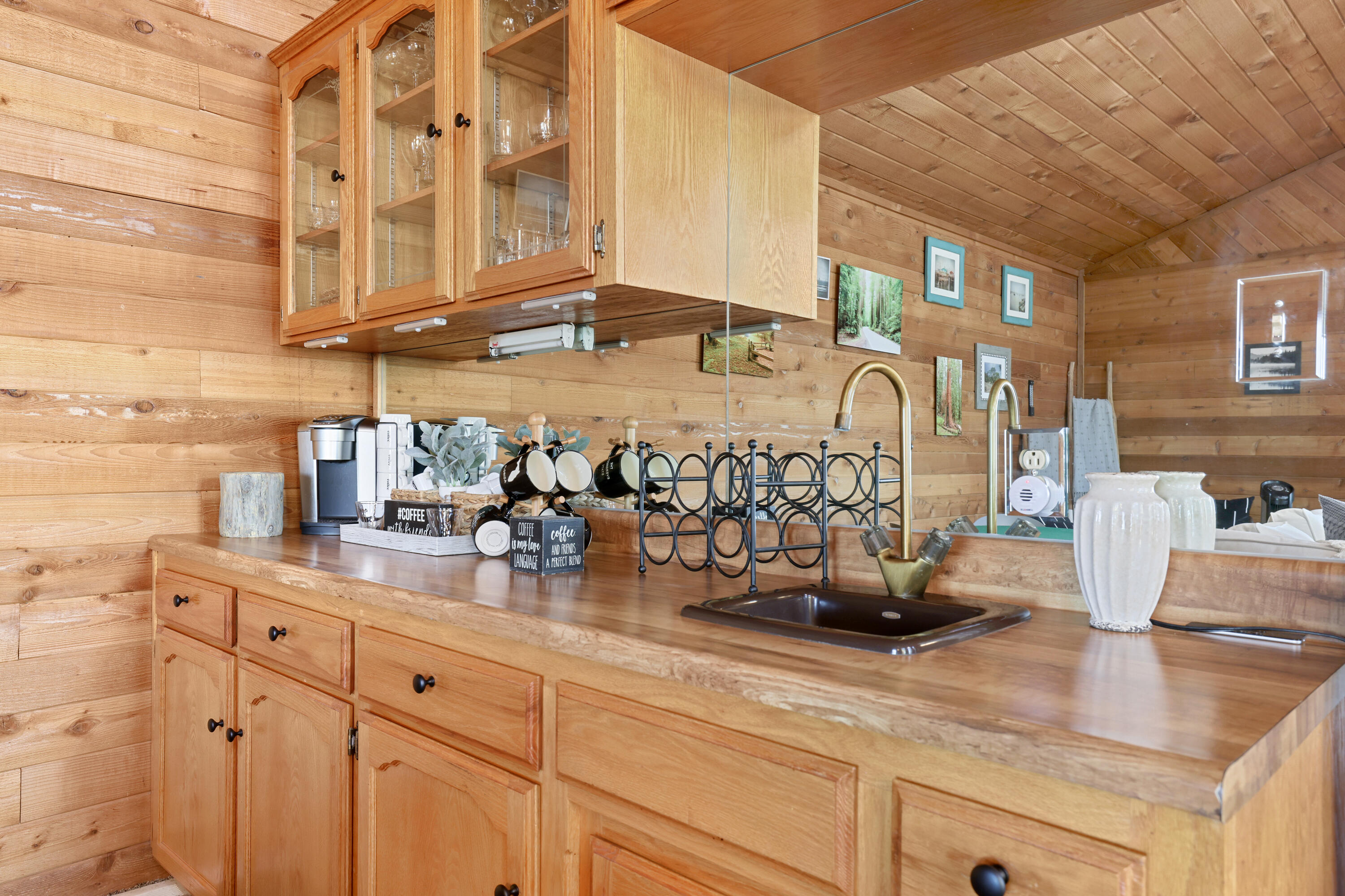 38443 Red Leaf Ln, Shaver Lake, CA 93664