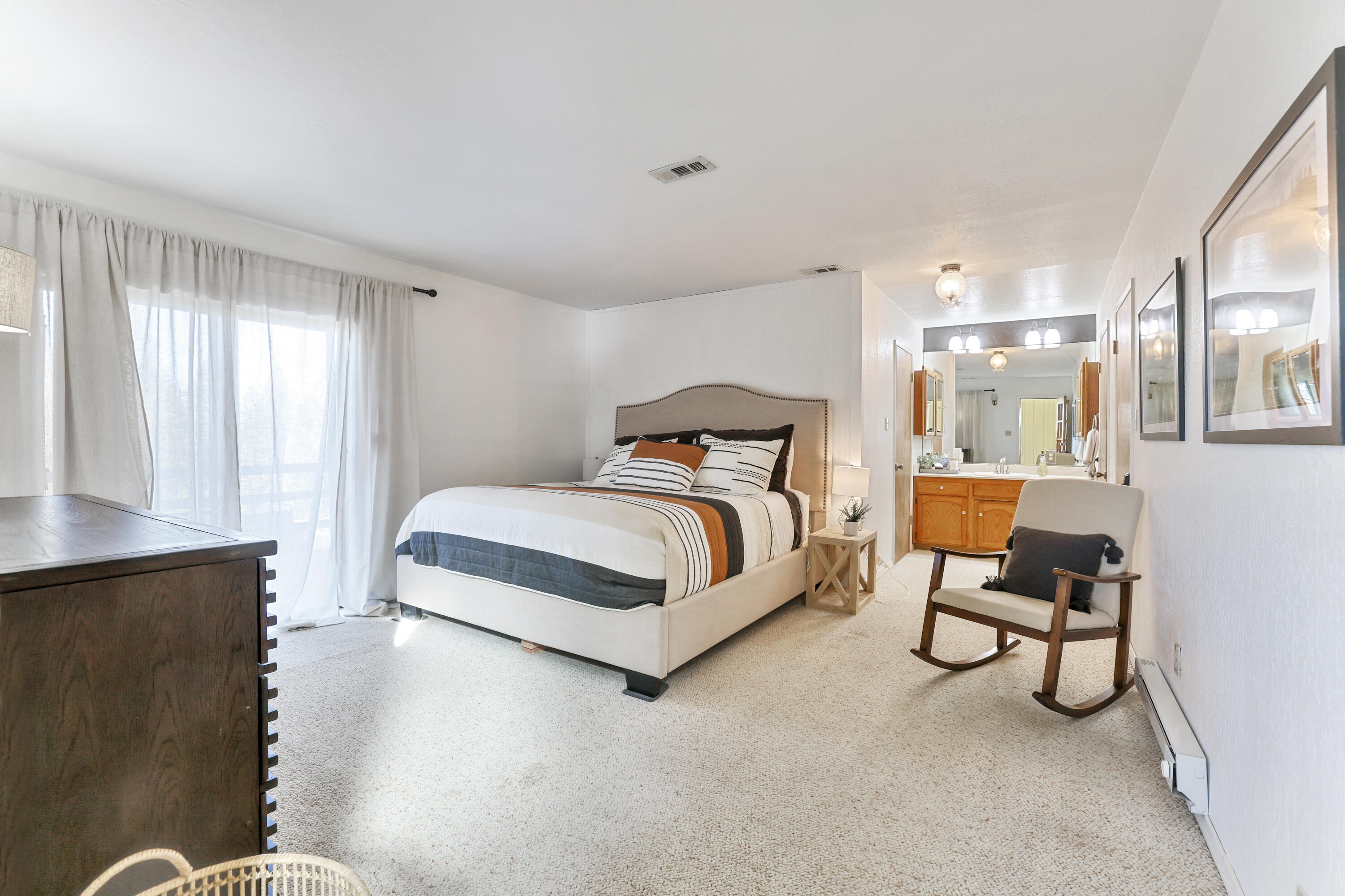 38443 Red Leaf Ln, Shaver Lake, CA 93664