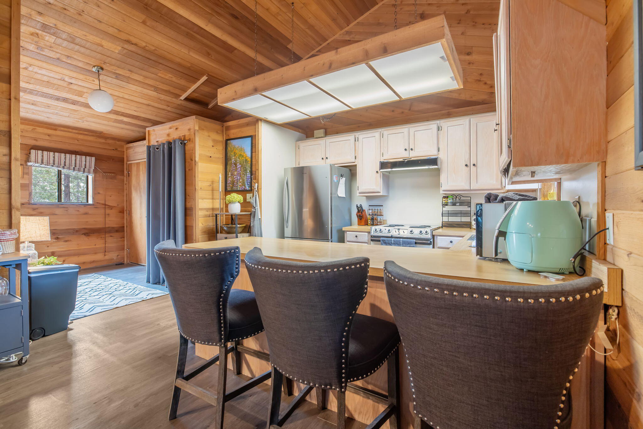 38443 Red Leaf Ln, Shaver Lake, CA 93664