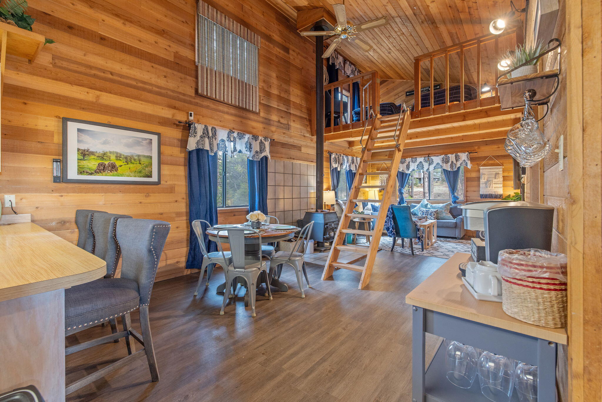 38443 Red Leaf Ln, Shaver Lake, CA 93664