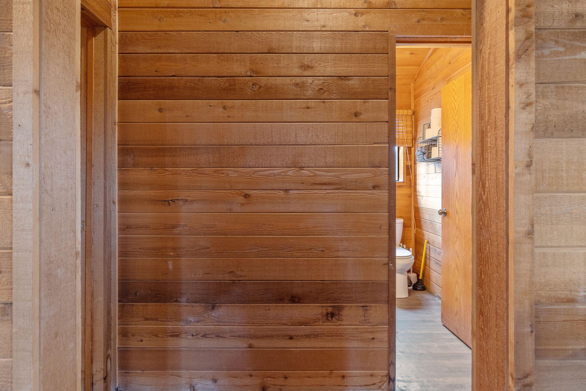 38443 Red Leaf Ln, Shaver Lake, CA 93664