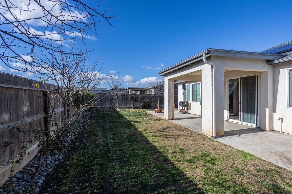 3917 E Myrtle Ave, Visalia, CA 93292