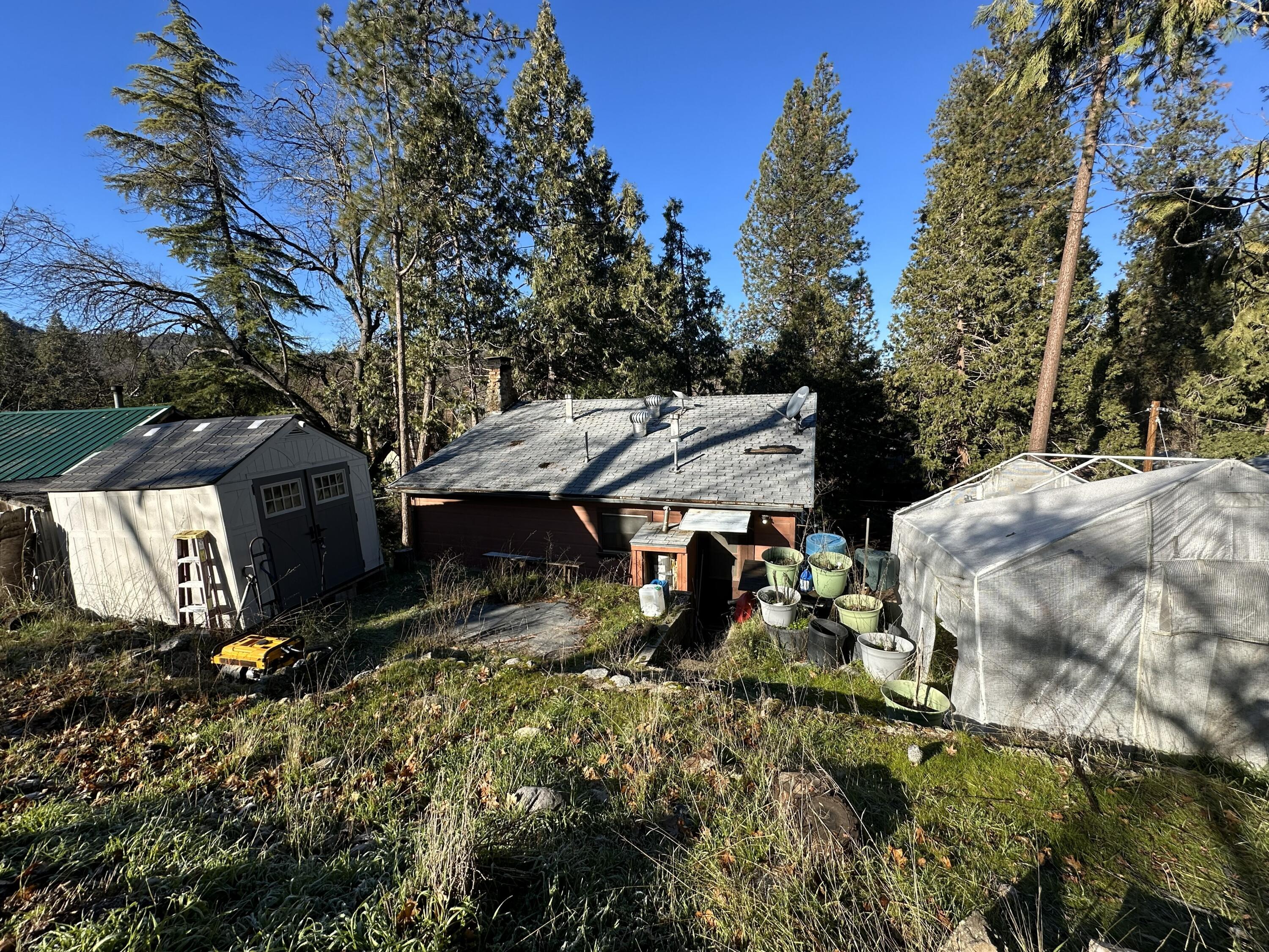 246 Rabbit Foot Trl, California Hot Springs, CA 93207