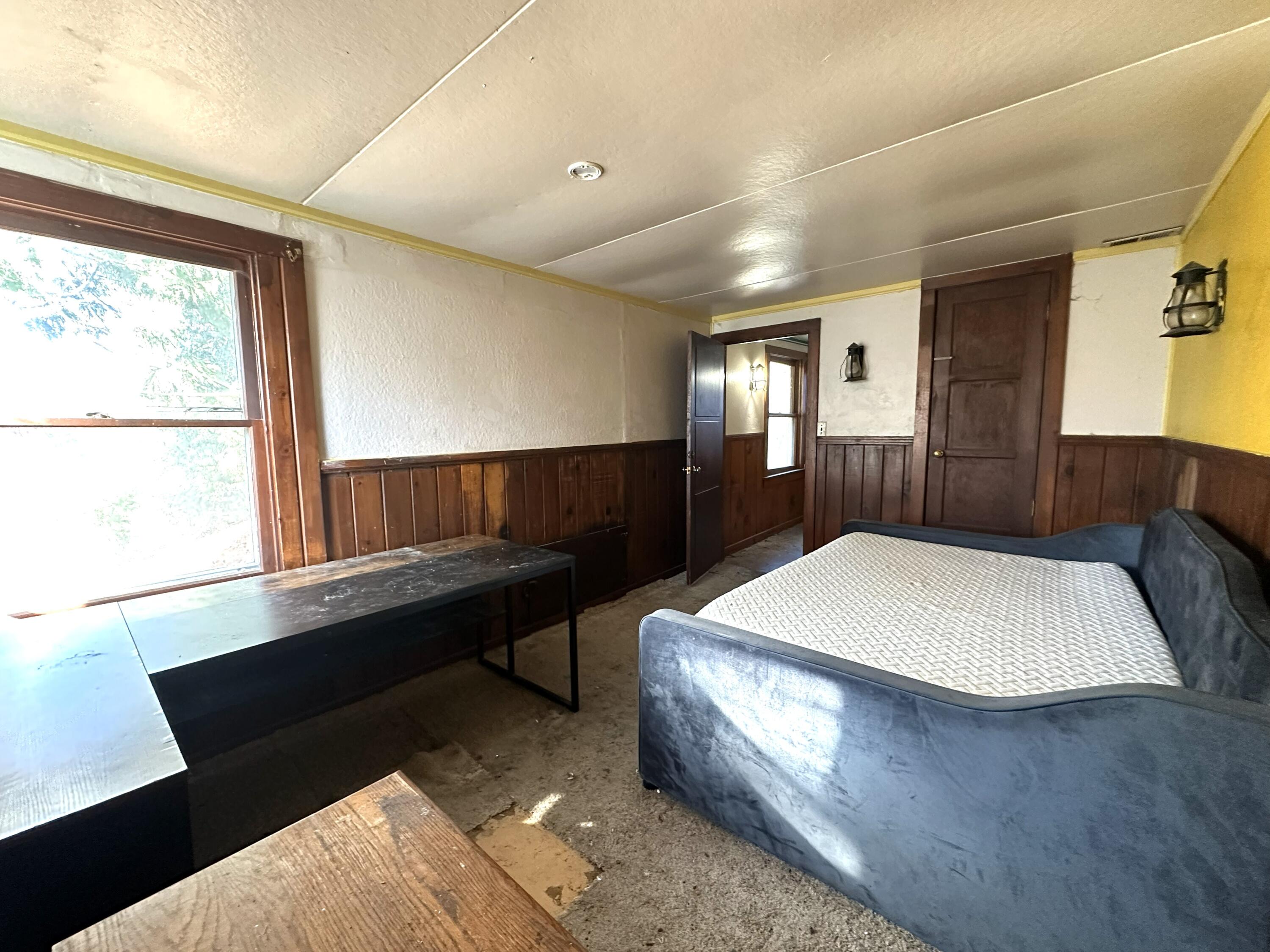 246 Rabbit Foot Trl, California Hot Springs, CA 93207