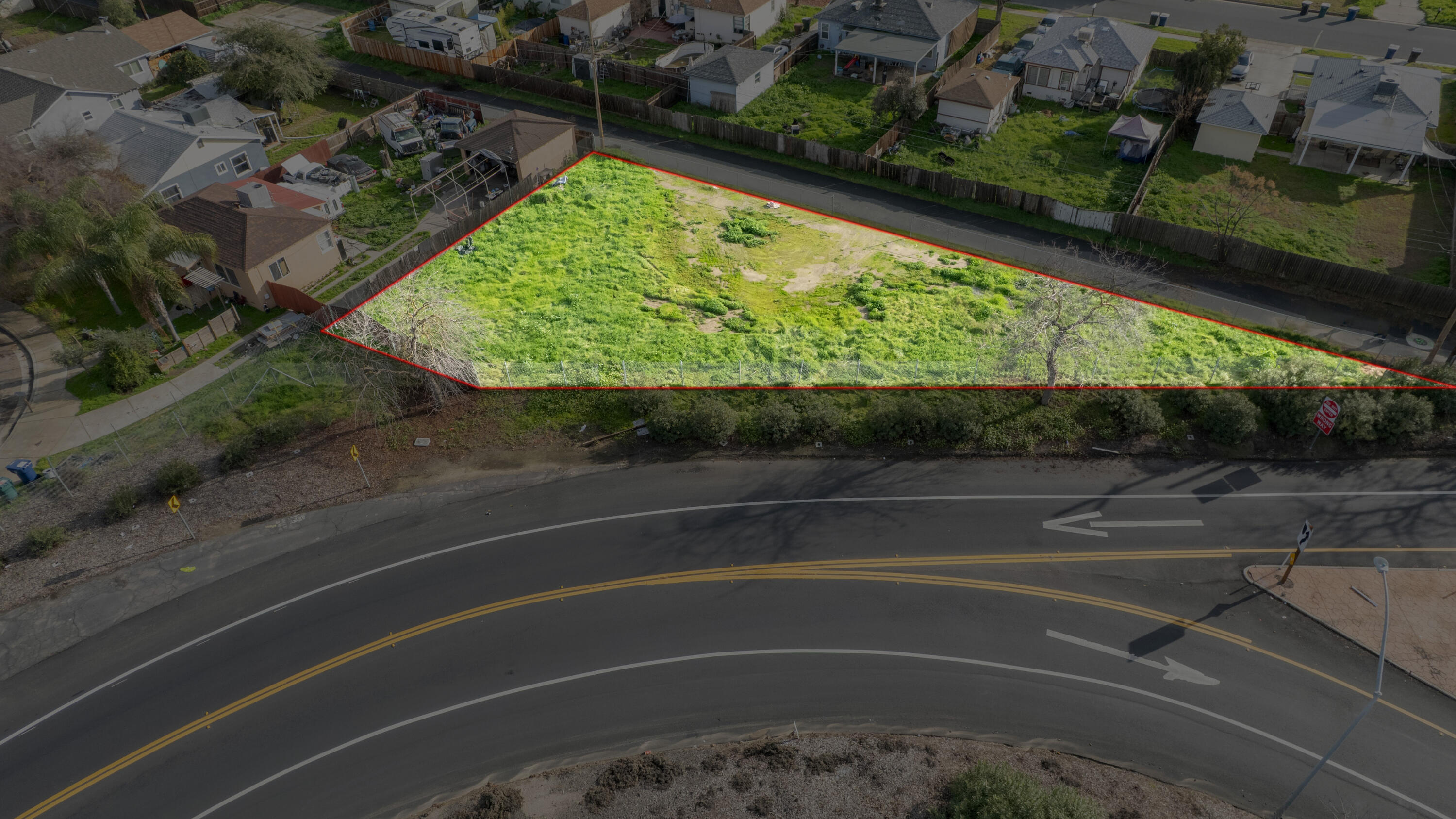 0 Spruce St, Tulare, CA 93274