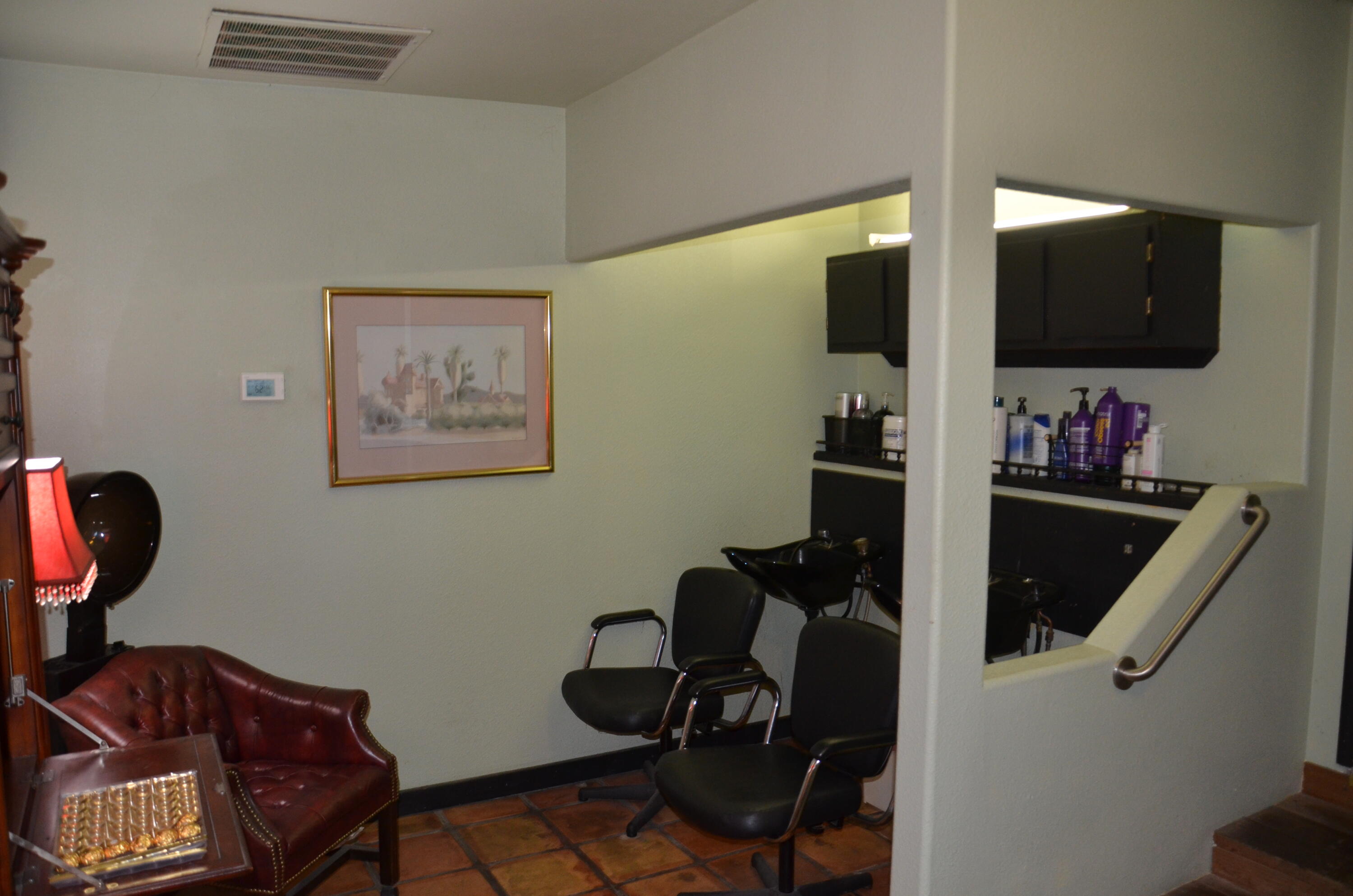 1837 W Sunnyside Ave, Visalia, CA 93277