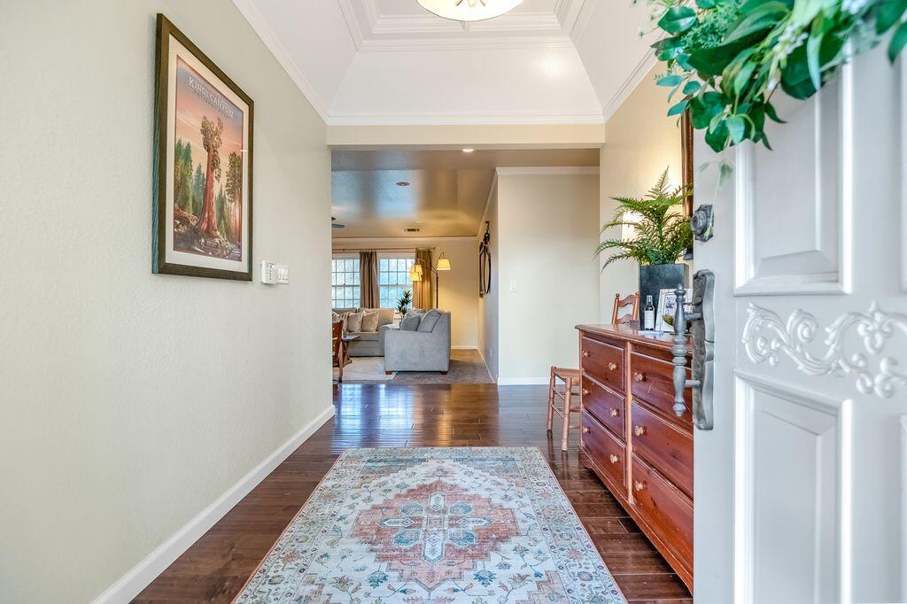 2929 S Church St, Visalia, CA 93277