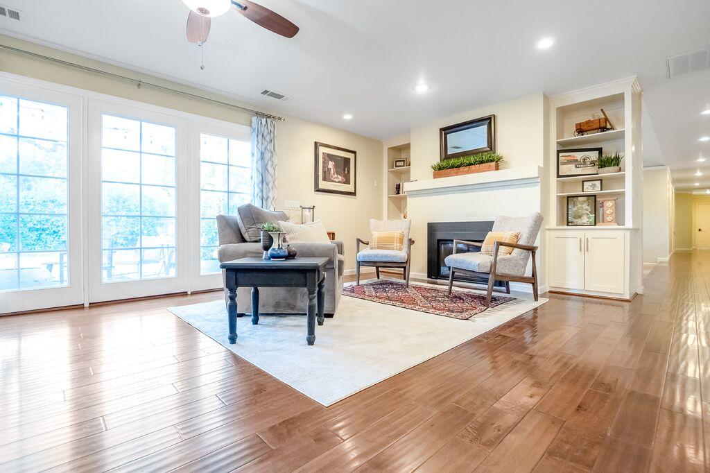 2929 S Church St, Visalia, CA 93277