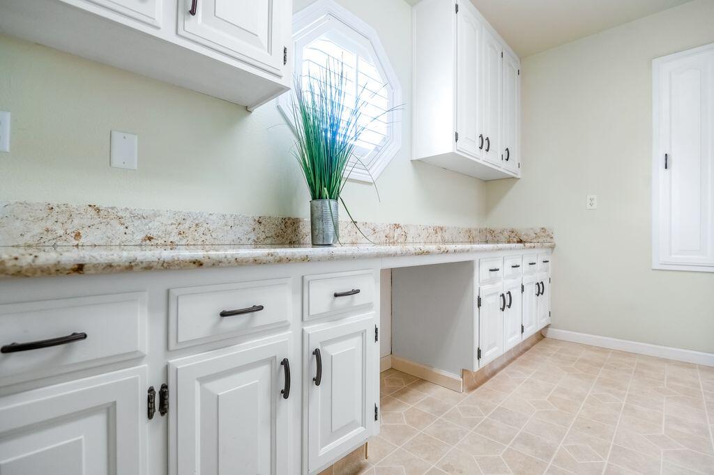 2929 S Church St, Visalia, CA 93277