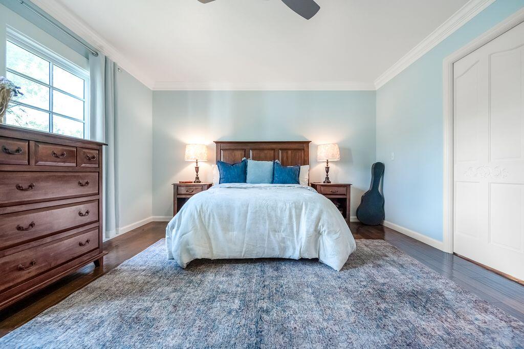 2929 S Church St, Visalia, CA 93277