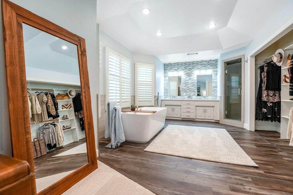 2929 S Church St, Visalia, CA 93277