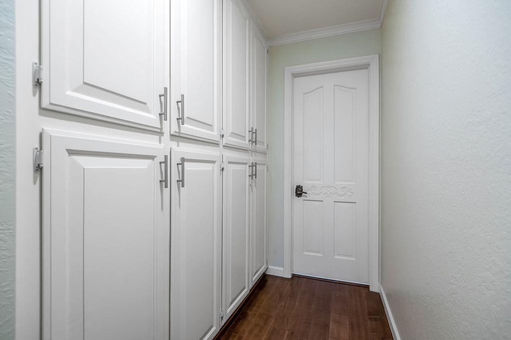 2929 S Church St, Visalia, CA 93277