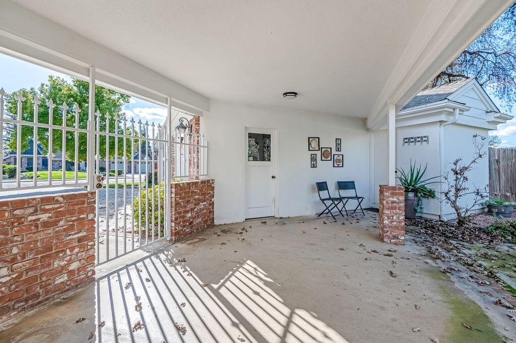 2929 S Church St, Visalia, CA 93277