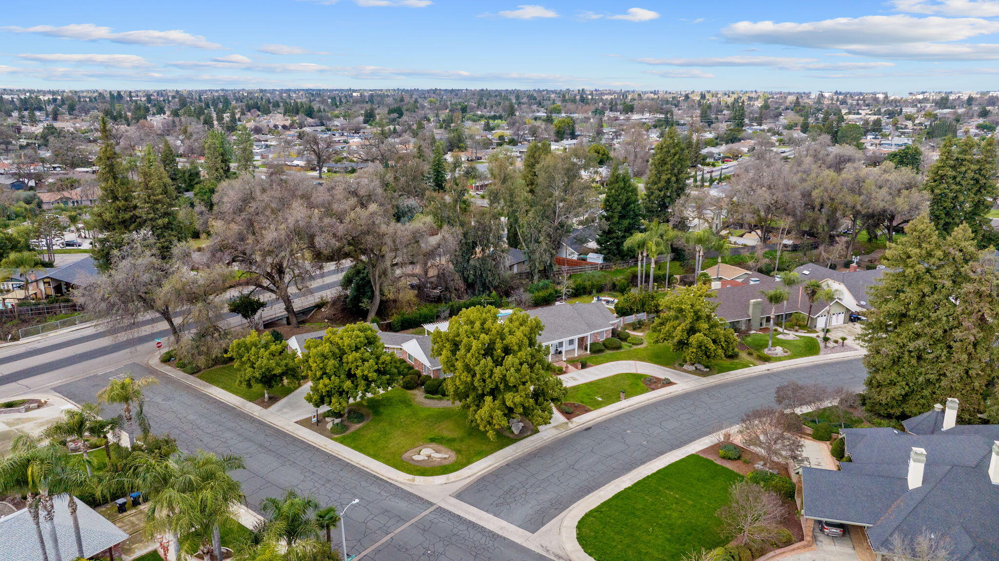 2929 S Church St, Visalia, CA 93277