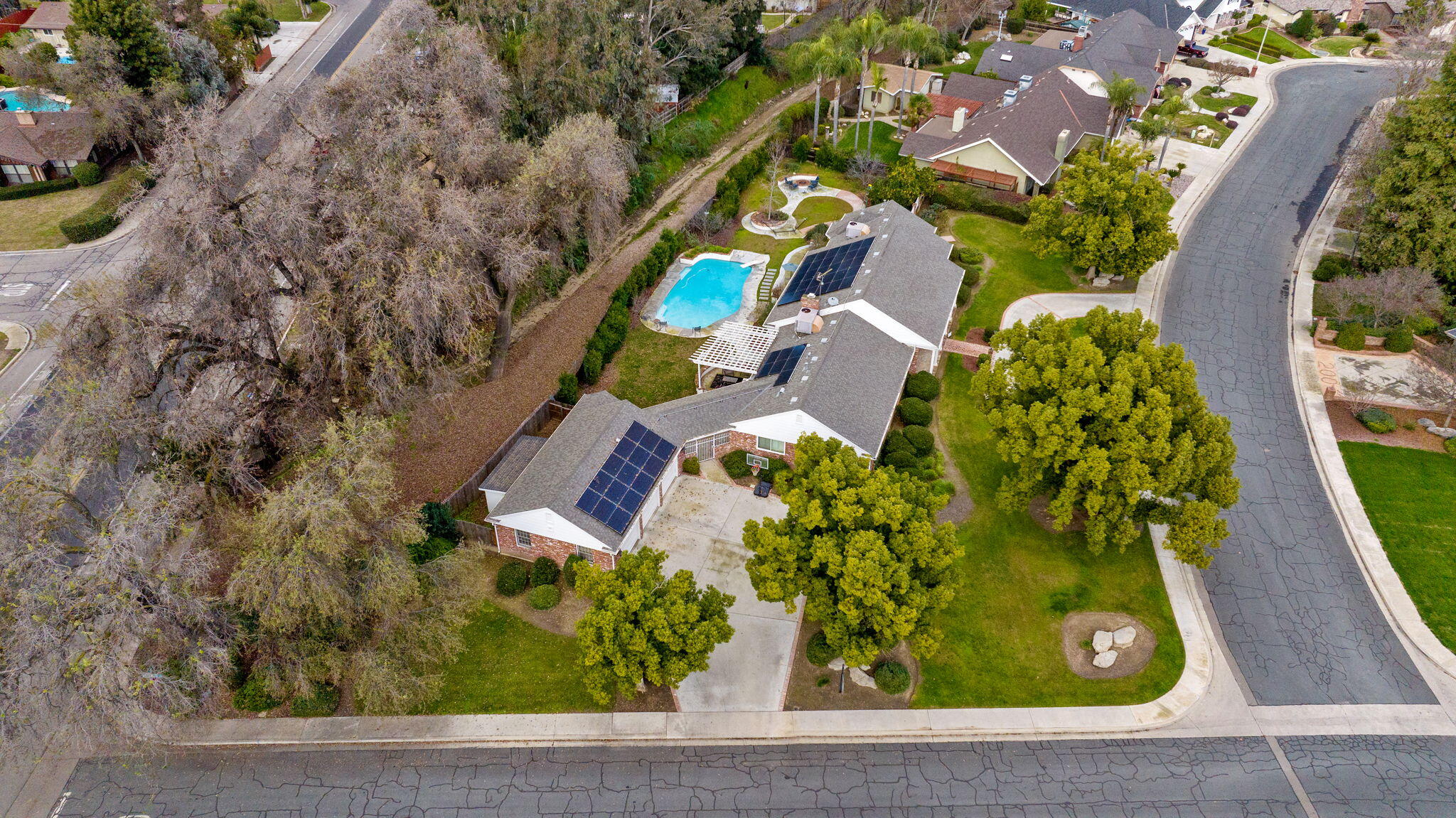 2929 S Church St, Visalia, CA 93277