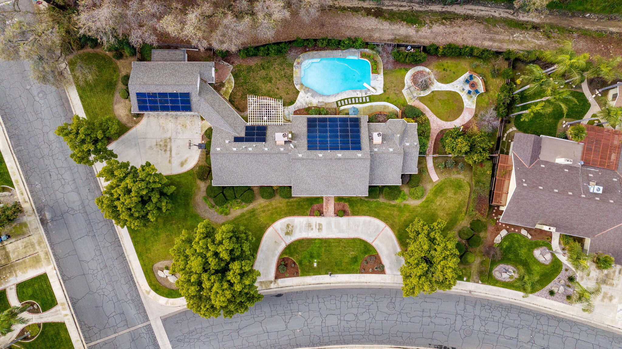 2929 S Church St, Visalia, CA 93277