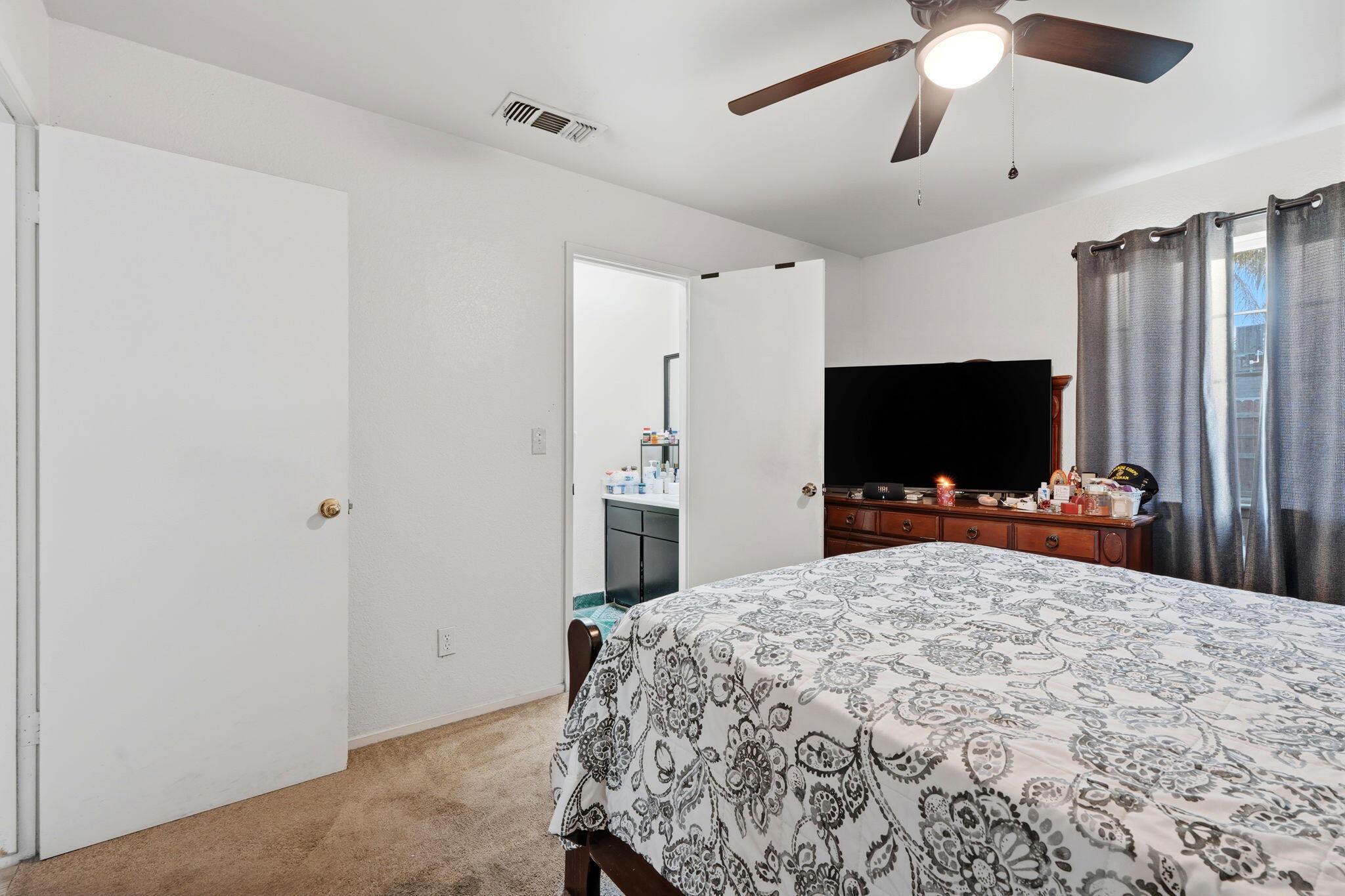 13069 Quinto Ct, Cutler, CA 93615