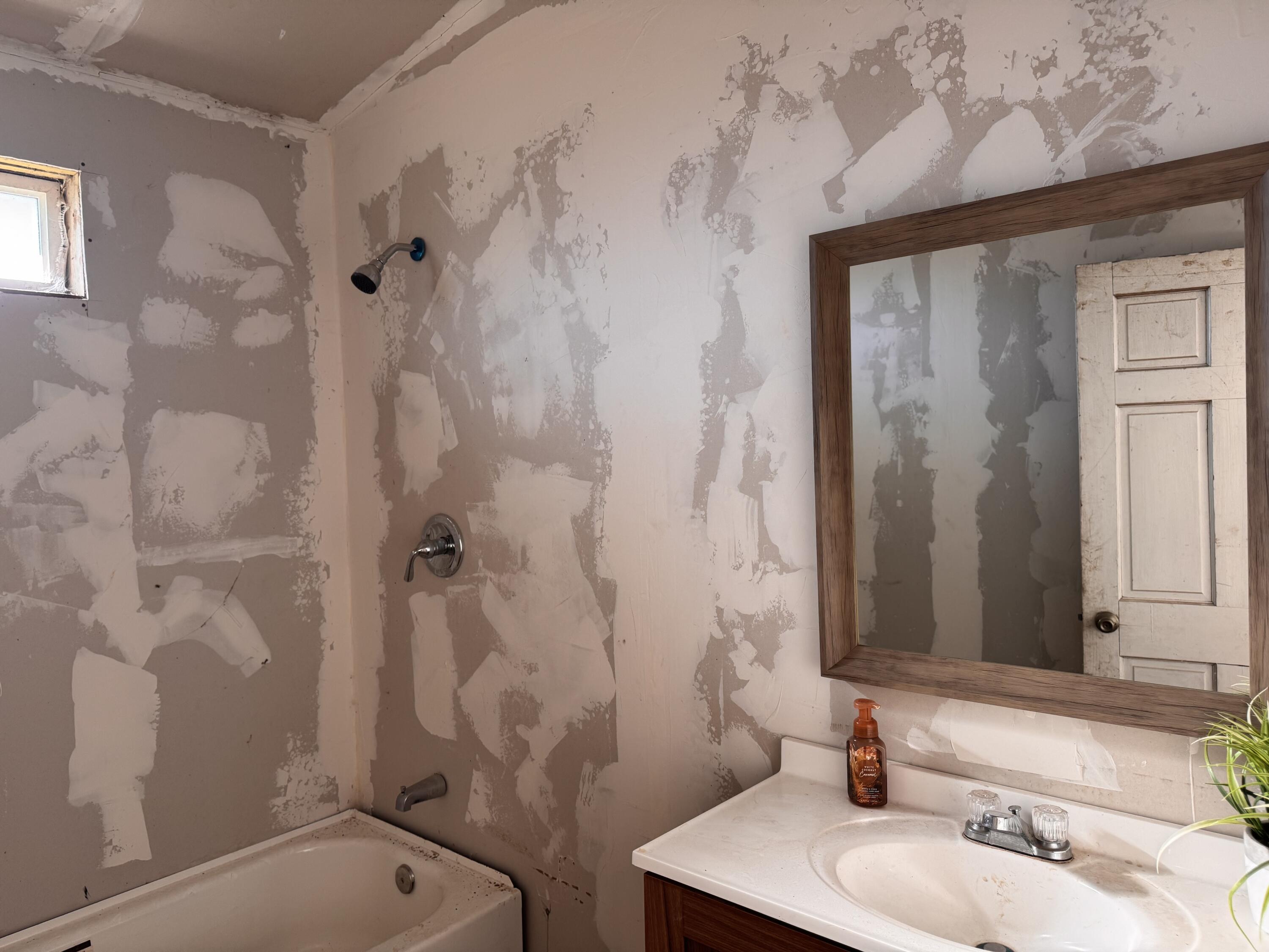 369 Hogback Dr Dr, Badger, CA 93603