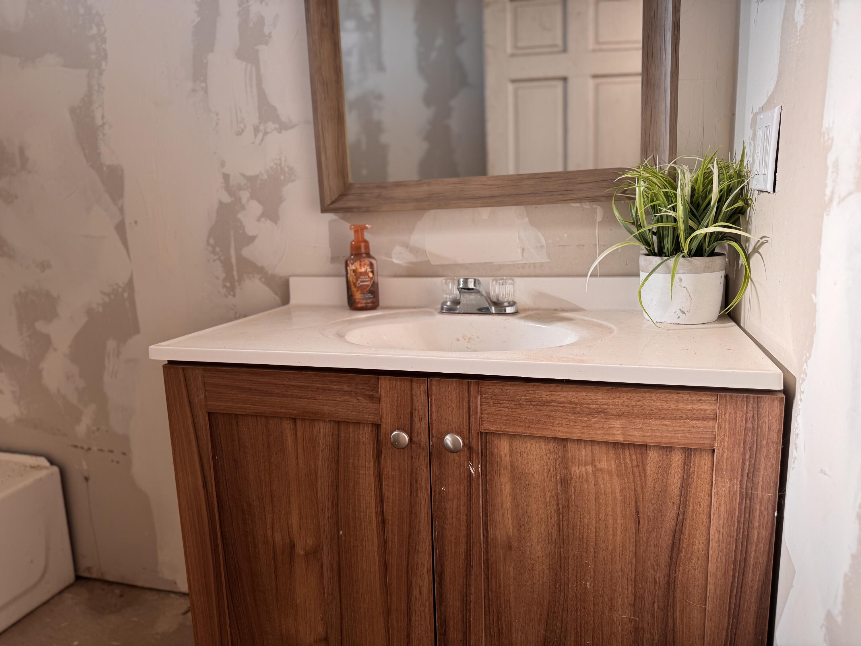 369 Hogback Dr Dr, Badger, CA 93603