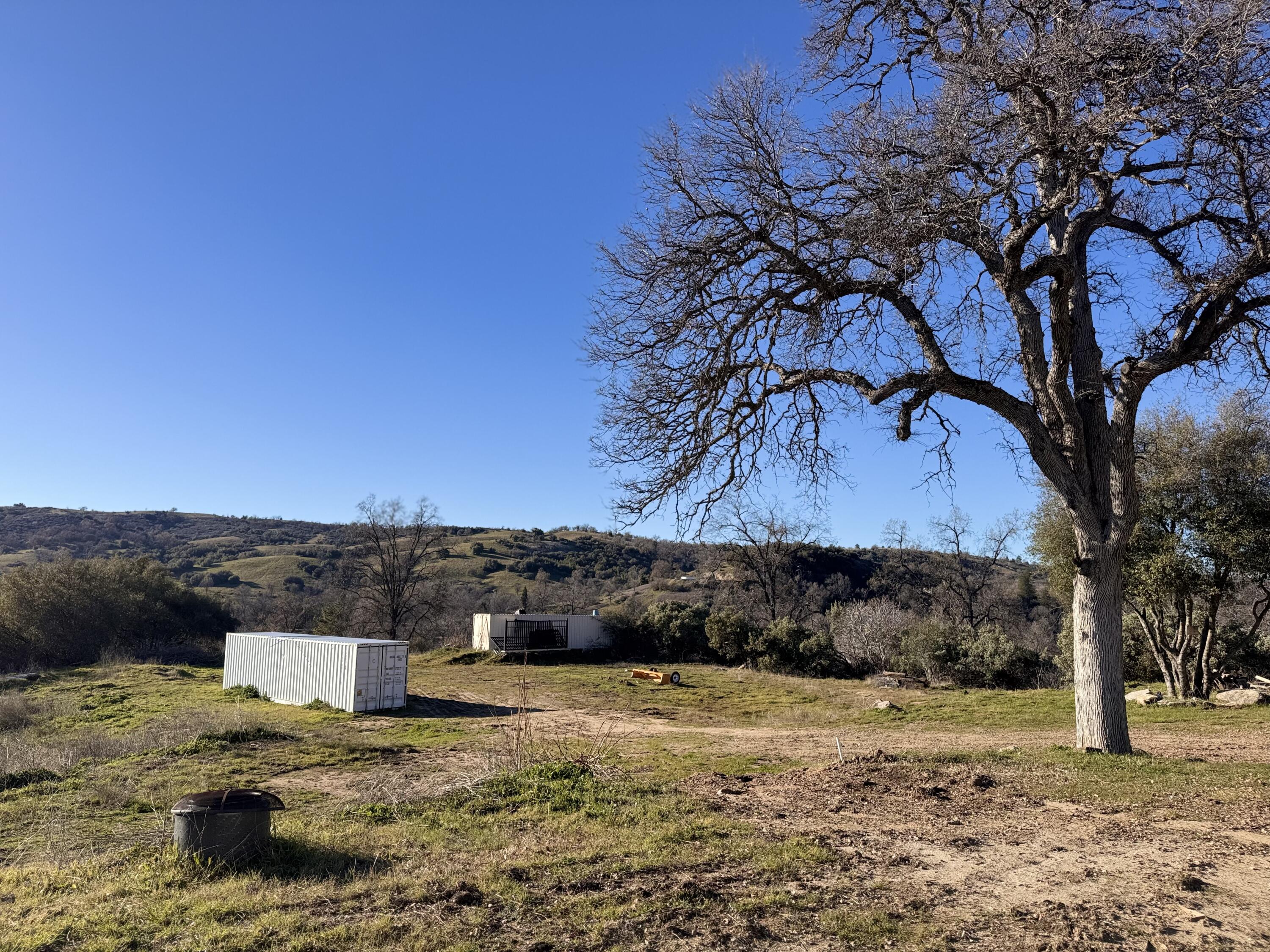 369 Hogback Dr Dr, Badger, CA 93603