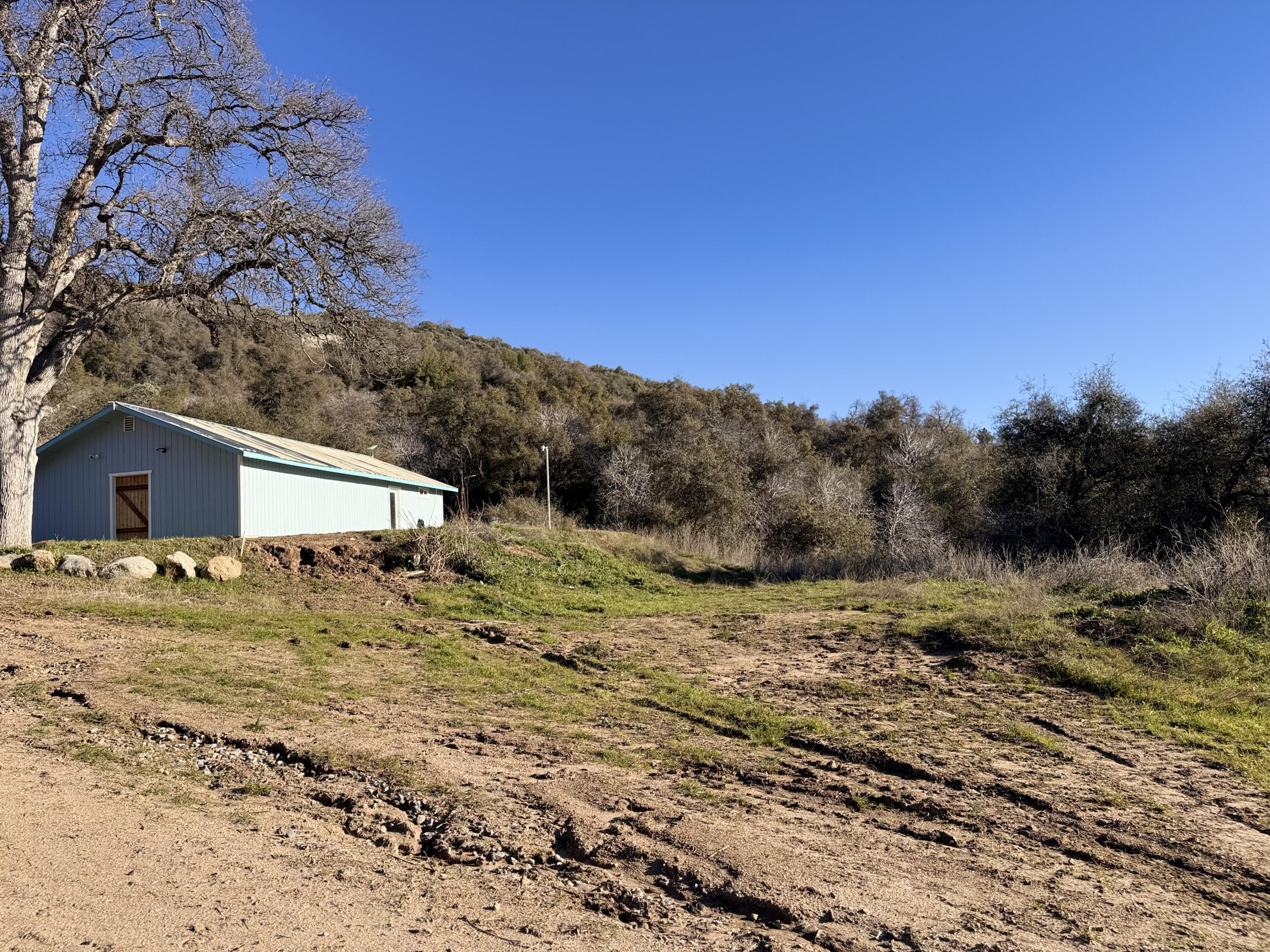 369 Hogback Dr Dr, Badger, CA 93603