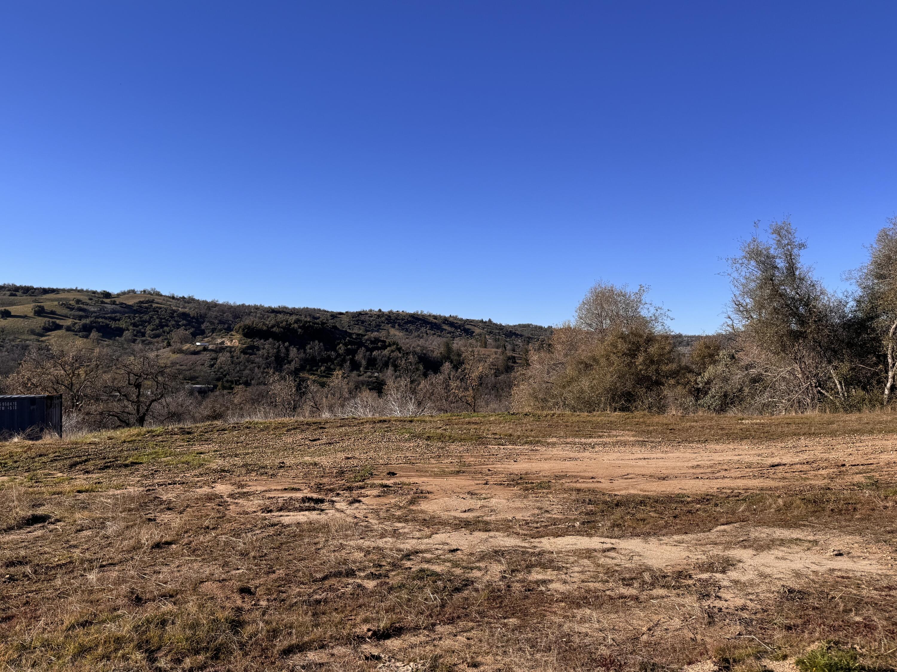 369 Hogback Dr Dr, Badger, CA 93603