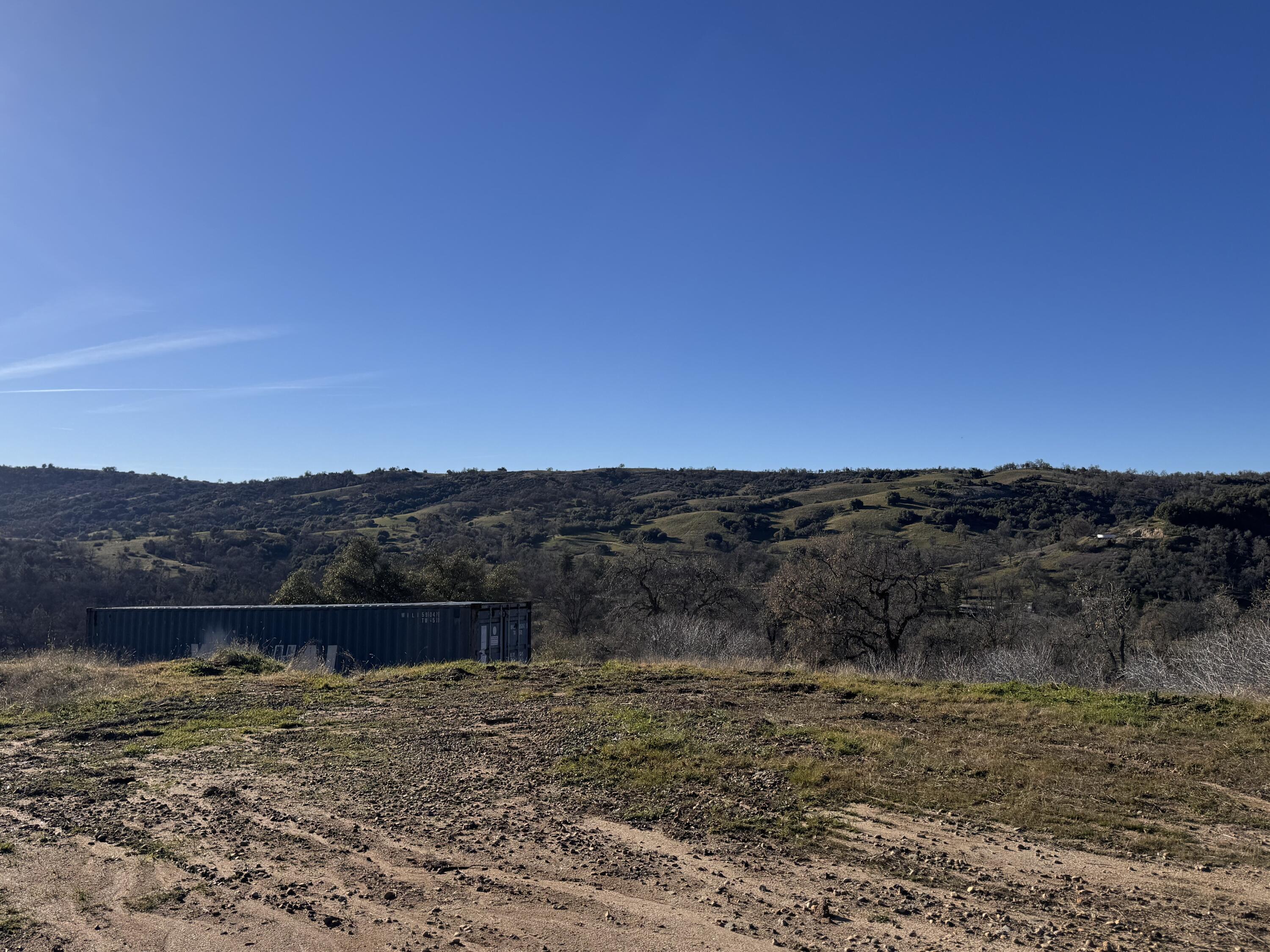 369 Hogback Dr Dr, Badger, CA 93603