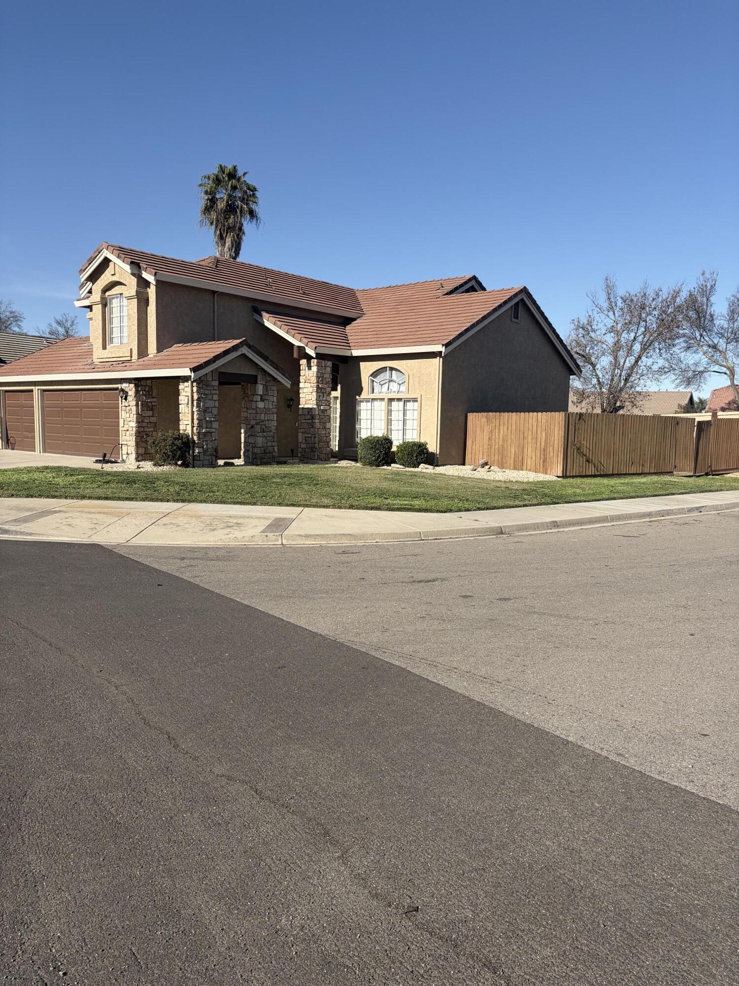 1336 Red Teal Dr, Newman, CA 95360