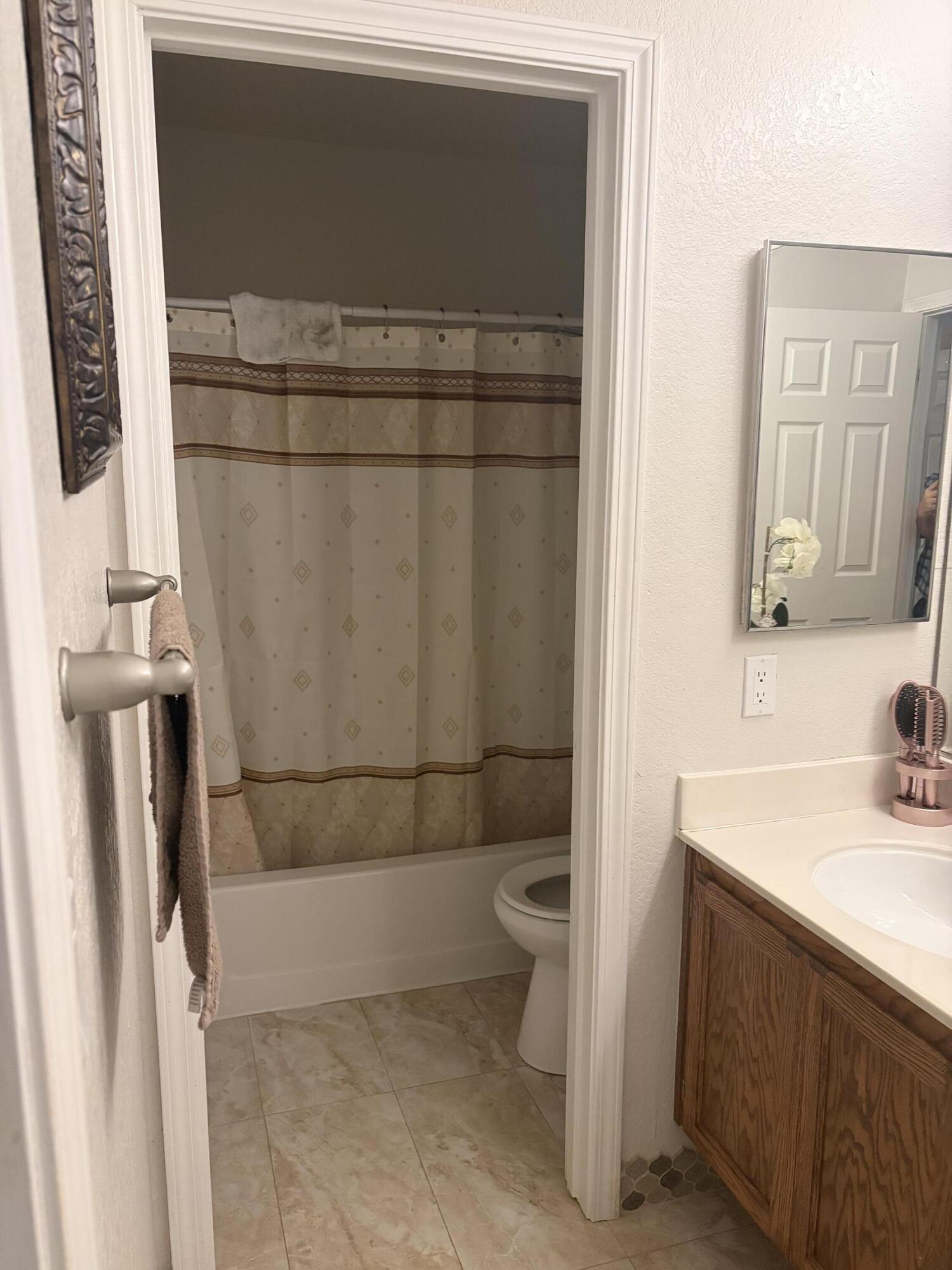 1336 Red Teal Dr, Newman, CA 95360