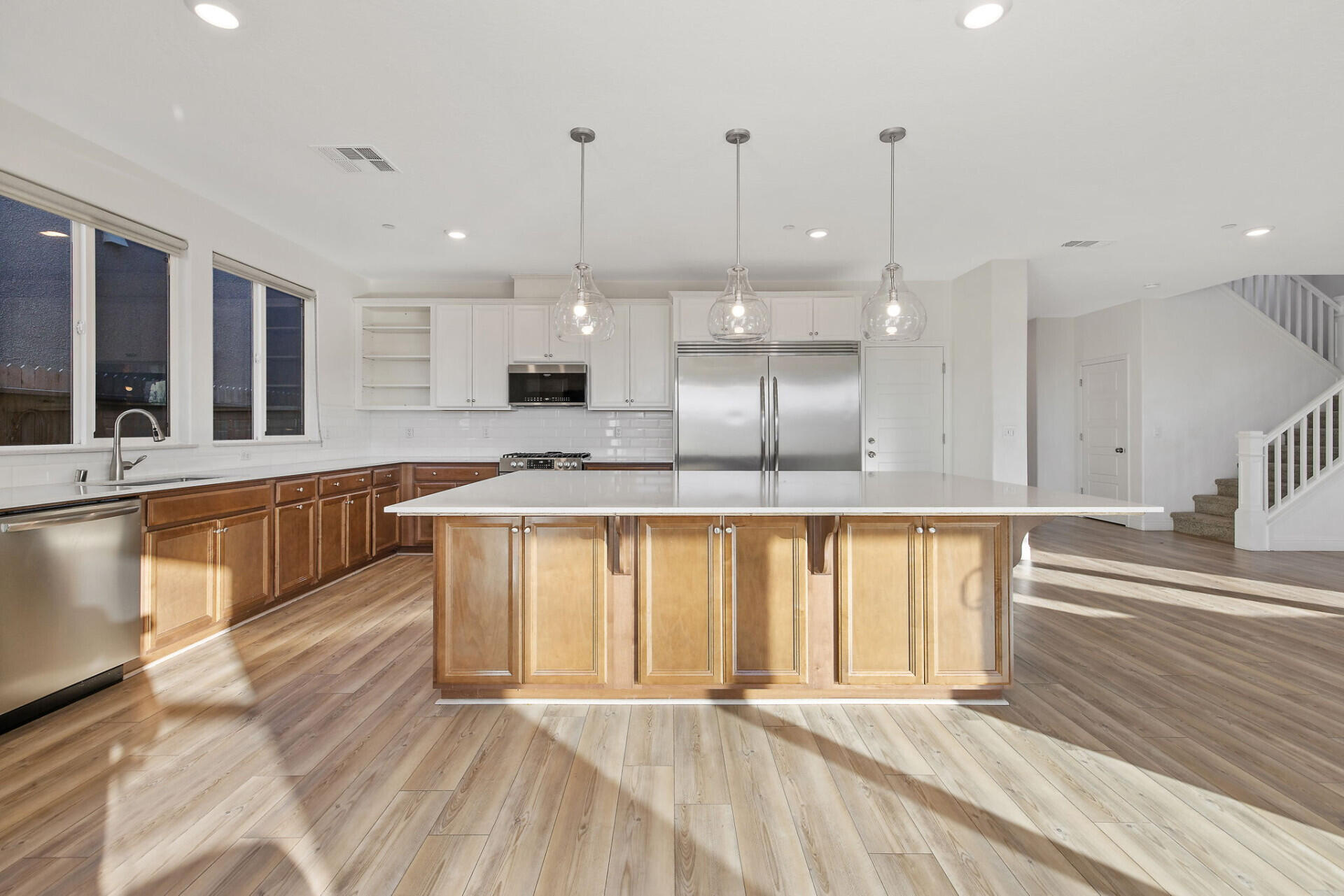 3641 N Summers Ct, Visalia, CA 93291