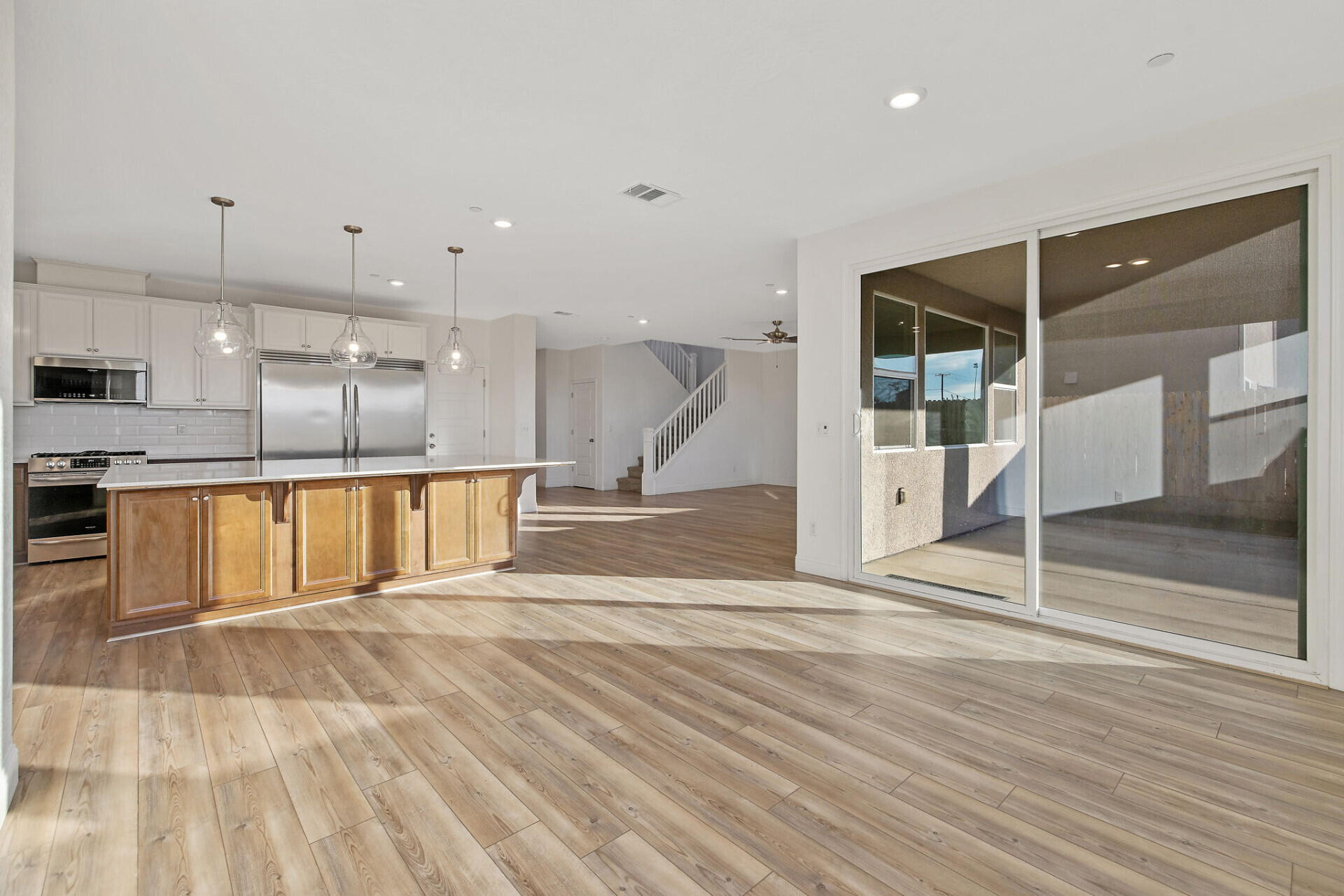 3641 N Summers Ct, Visalia, CA 93291