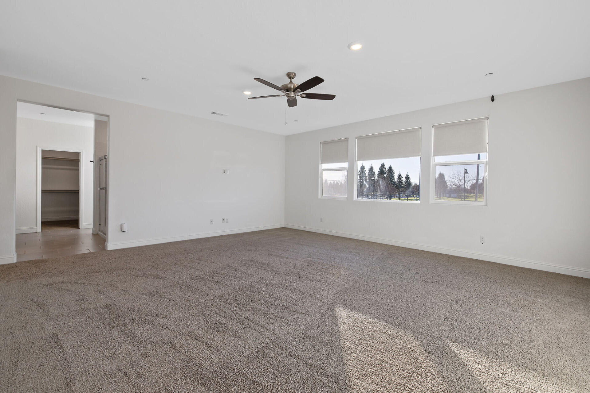 3641 N Summers Ct, Visalia, CA 93291