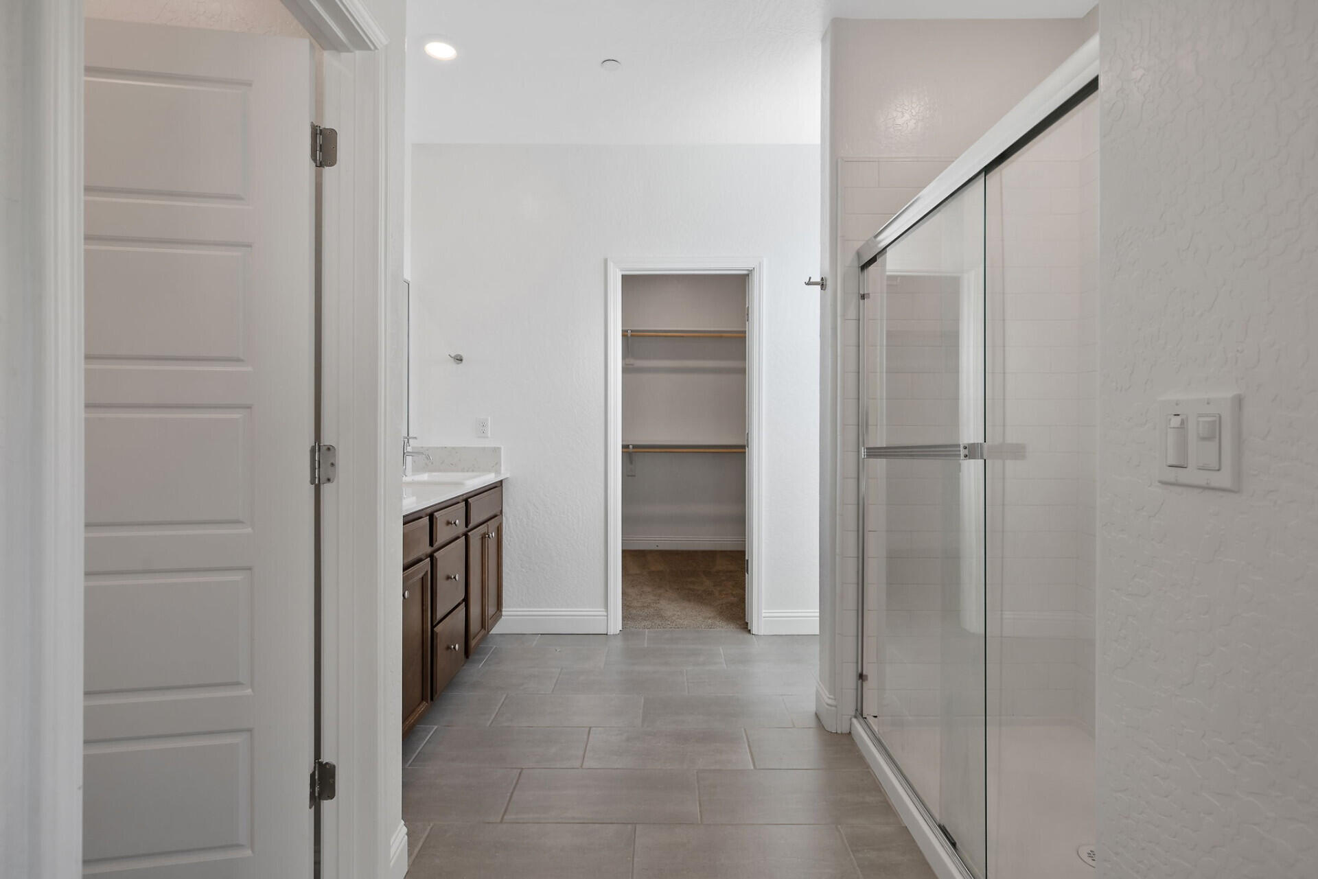 3641 N Summers Ct, Visalia, CA 93291