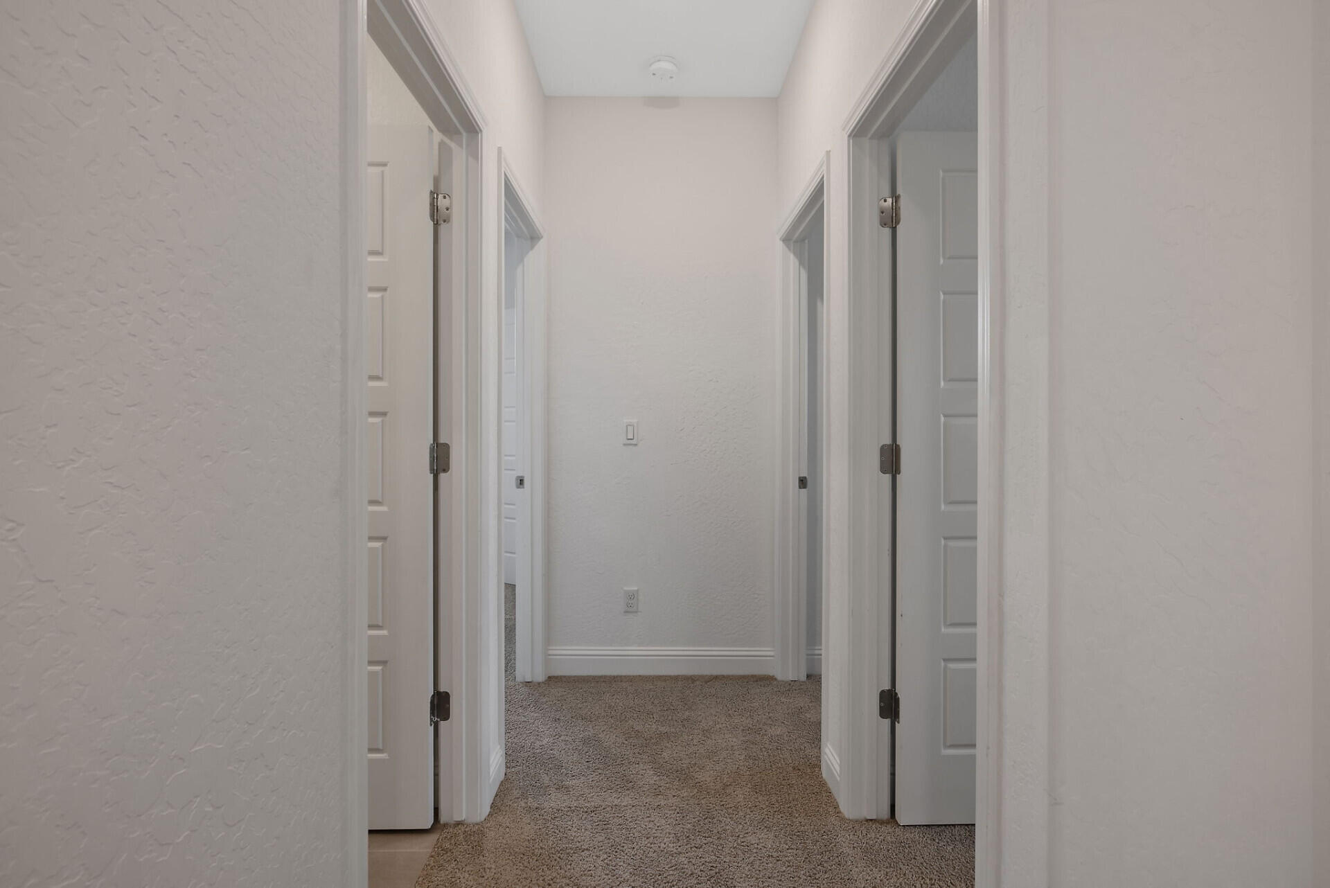 3641 N Summers Ct, Visalia, CA 93291