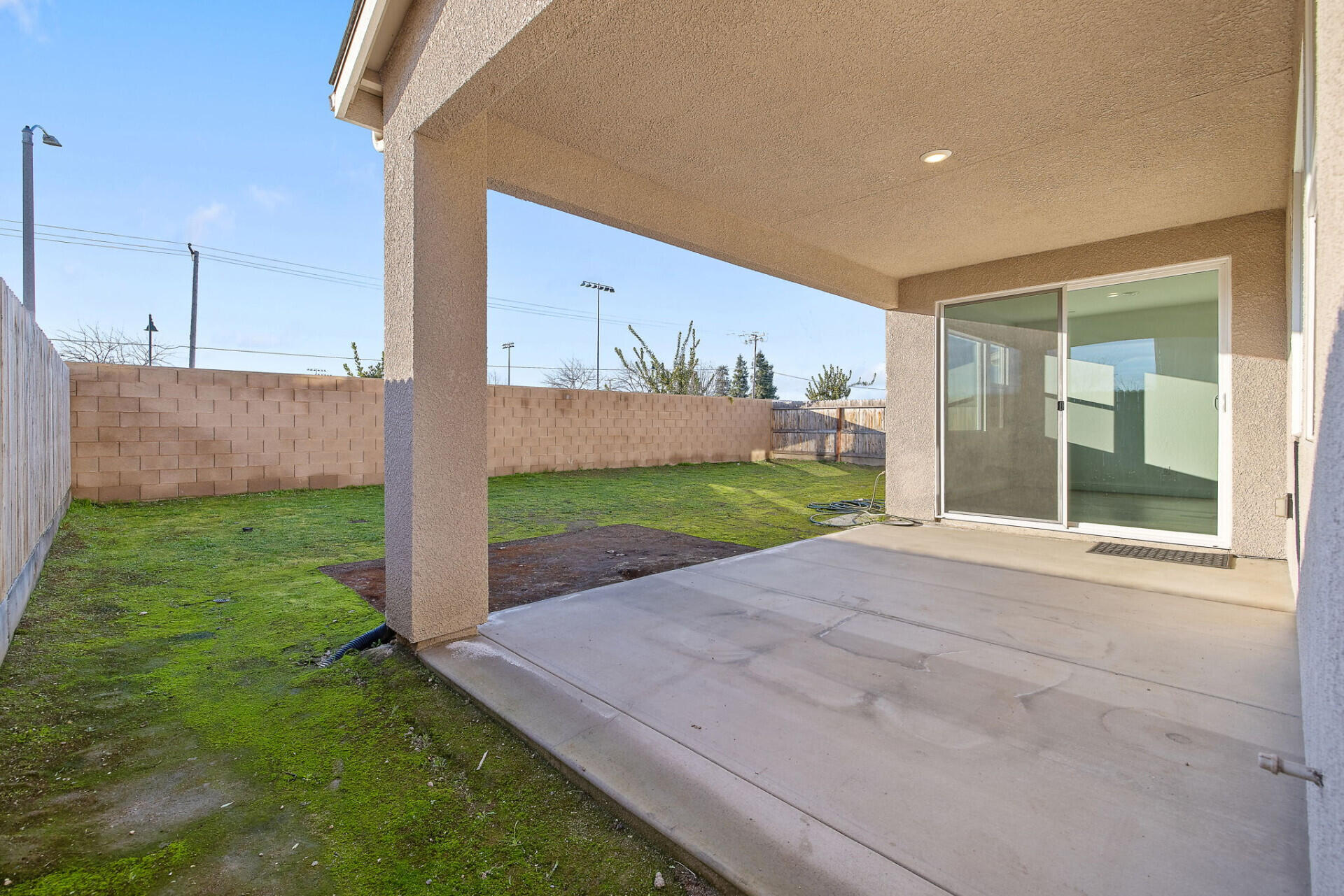 3641 N Summers Ct, Visalia, CA 93291