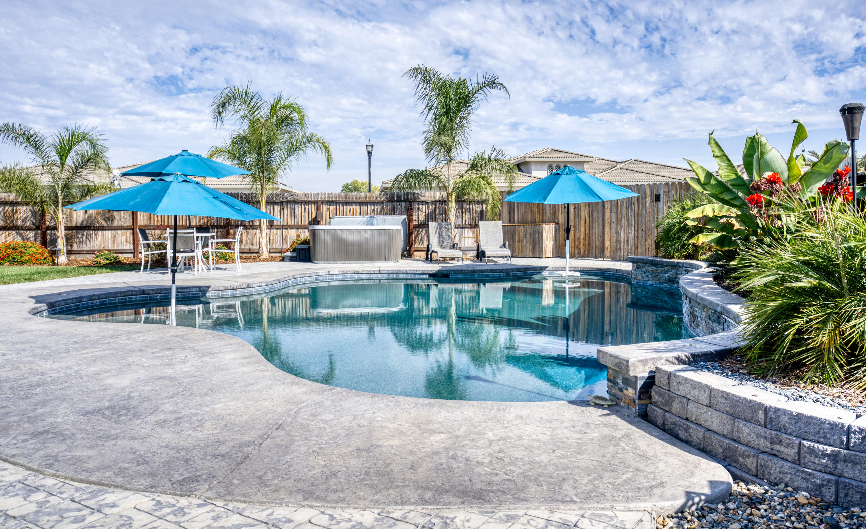 1267 Gold King Place Cir, Dinuba, CA 93618