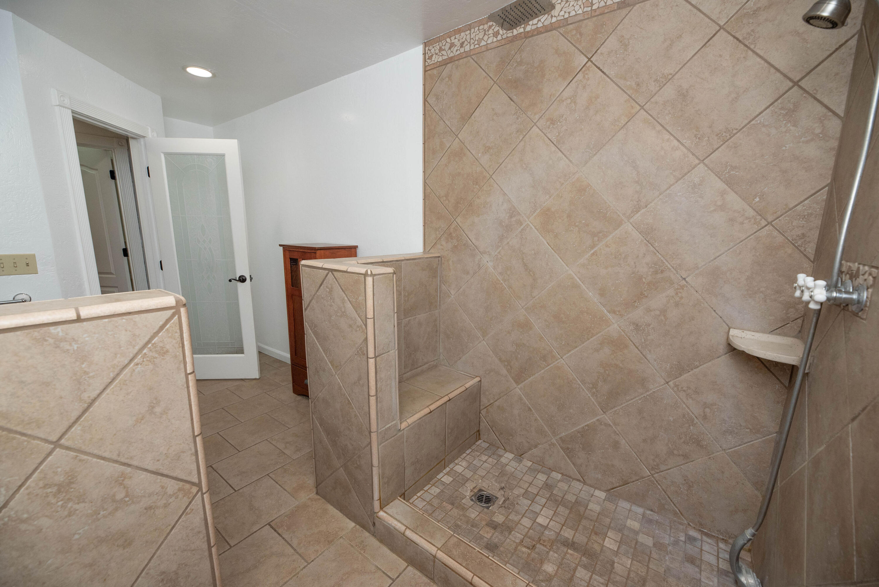 1401 S Cotta St, Visalia, CA 93292