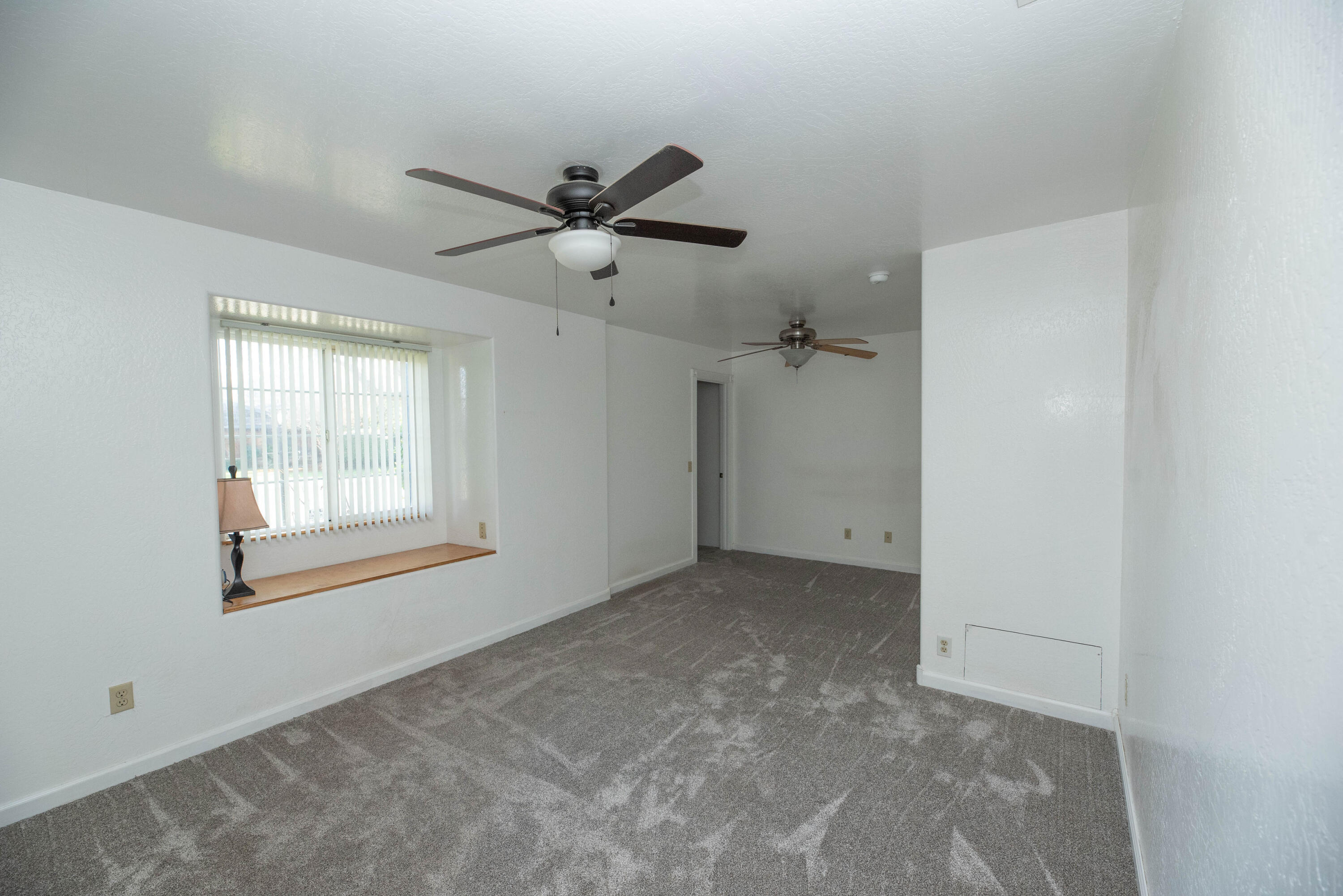 1401 S Cotta St, Visalia, CA 93292